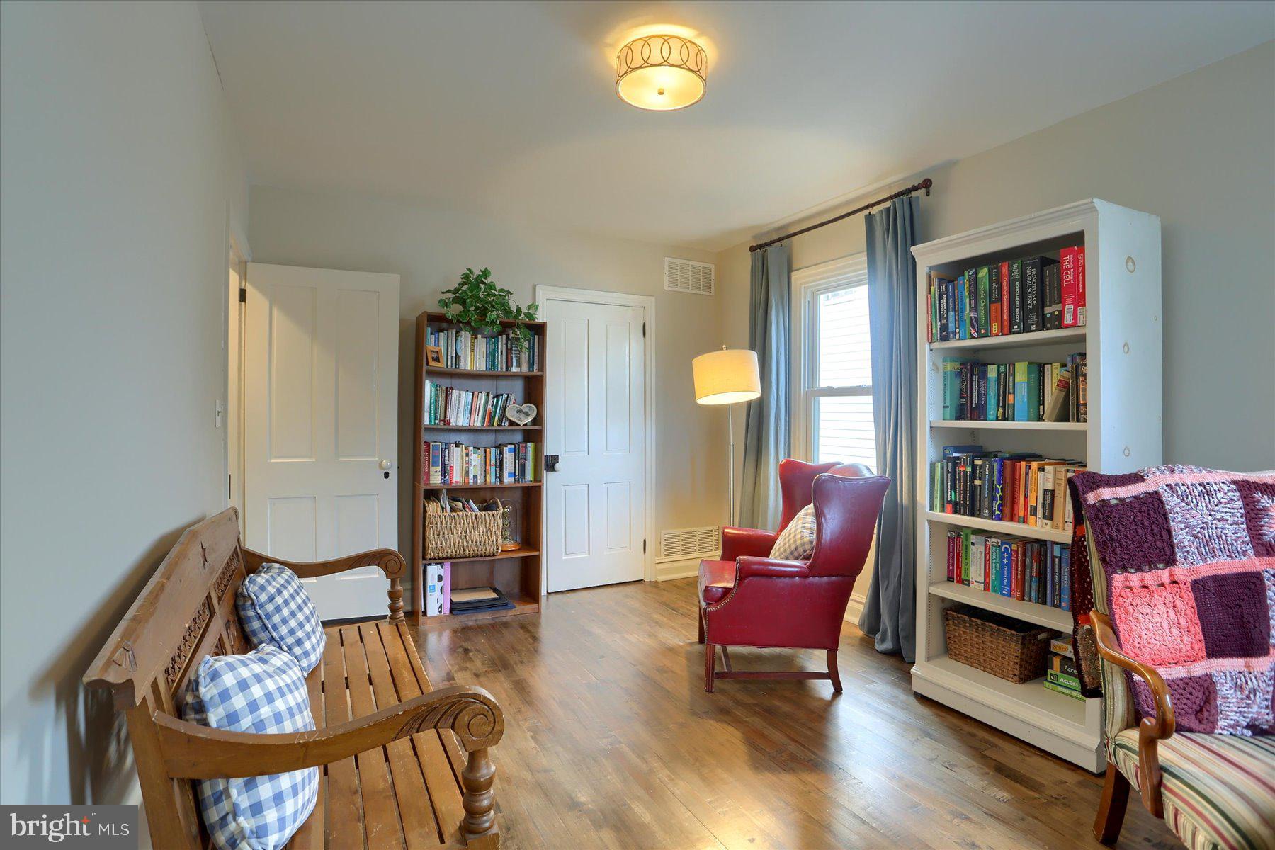 MECHANICSBURG BOROUGH - Residential