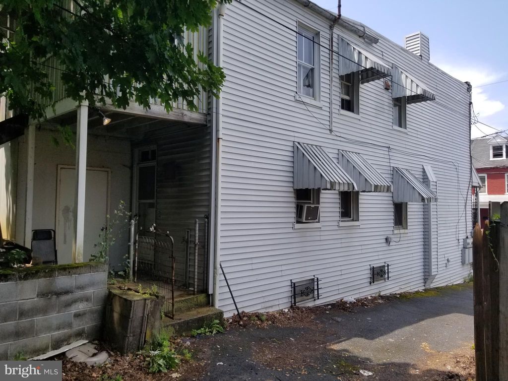 Photo of 742 E Marion Street, LANCASTER, PA 17602 (MLS # PALA2055500)