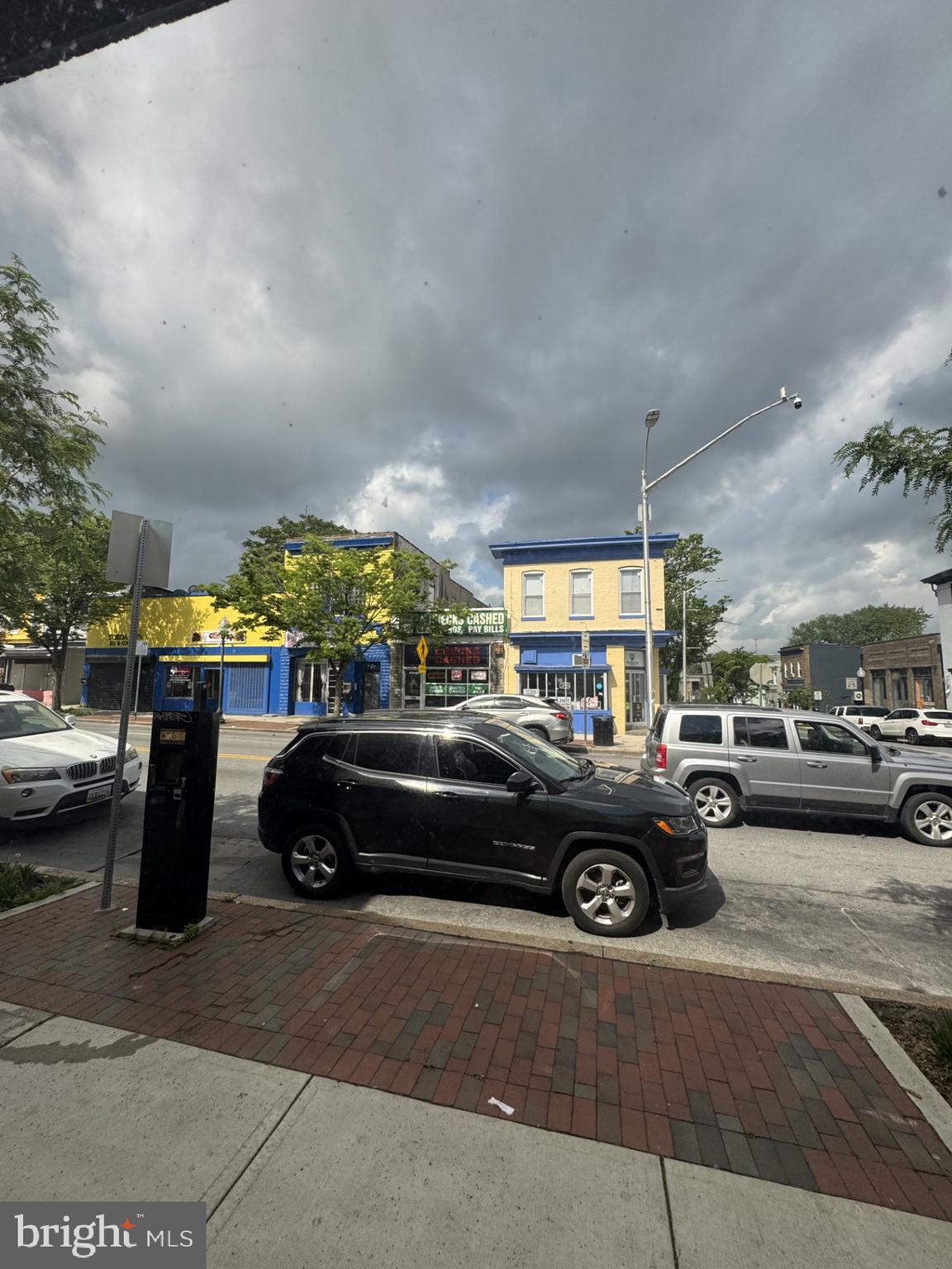 WAVERLY - Commercial Lease