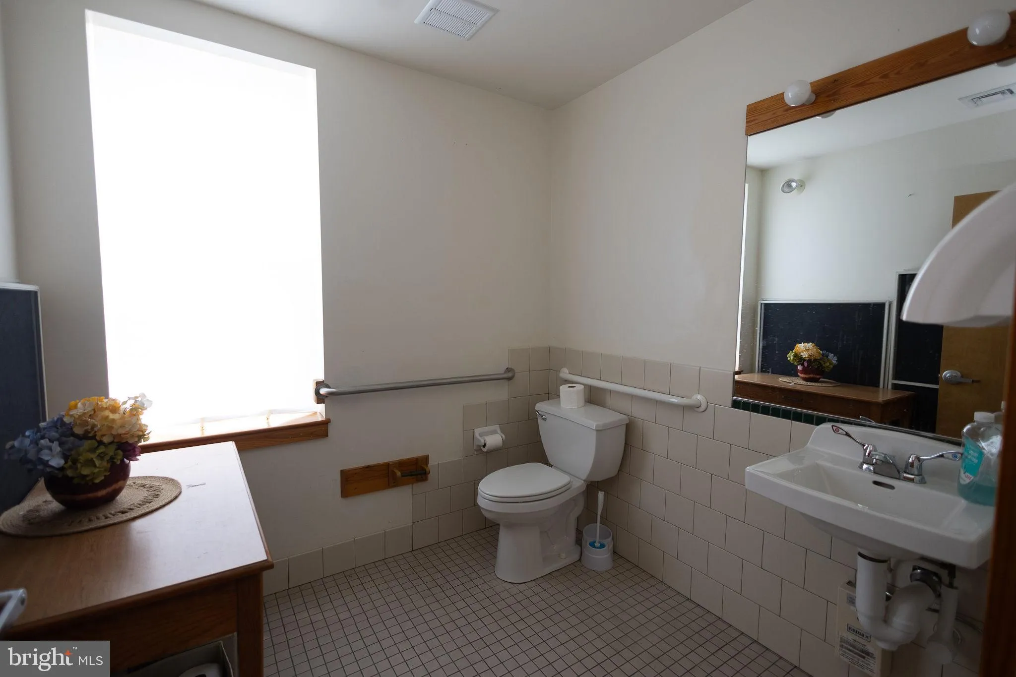 Oxford, Pennsylvania 19363, United States, ,Commercial,Active,151057