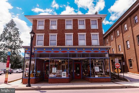 38 S 3RD STREET OXFORD PA 19363