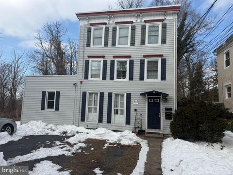 Photo of 116 Walnut Street, BORDENTOWN, NJ 08505 (MLS # NJBL2105022)