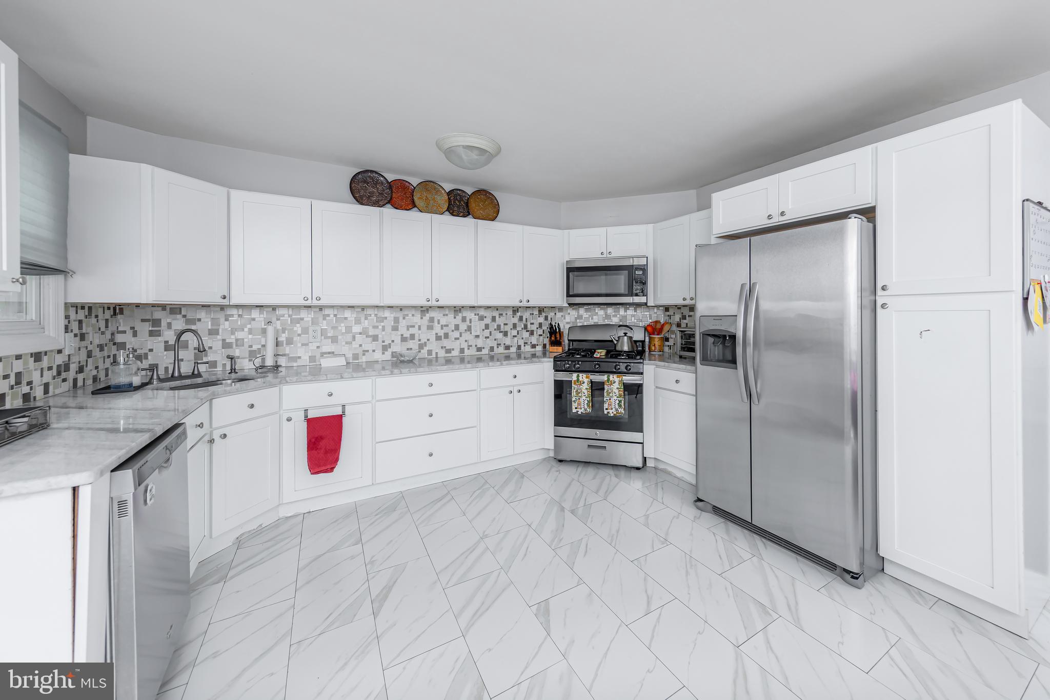 178 ESPLANADE AVENUE