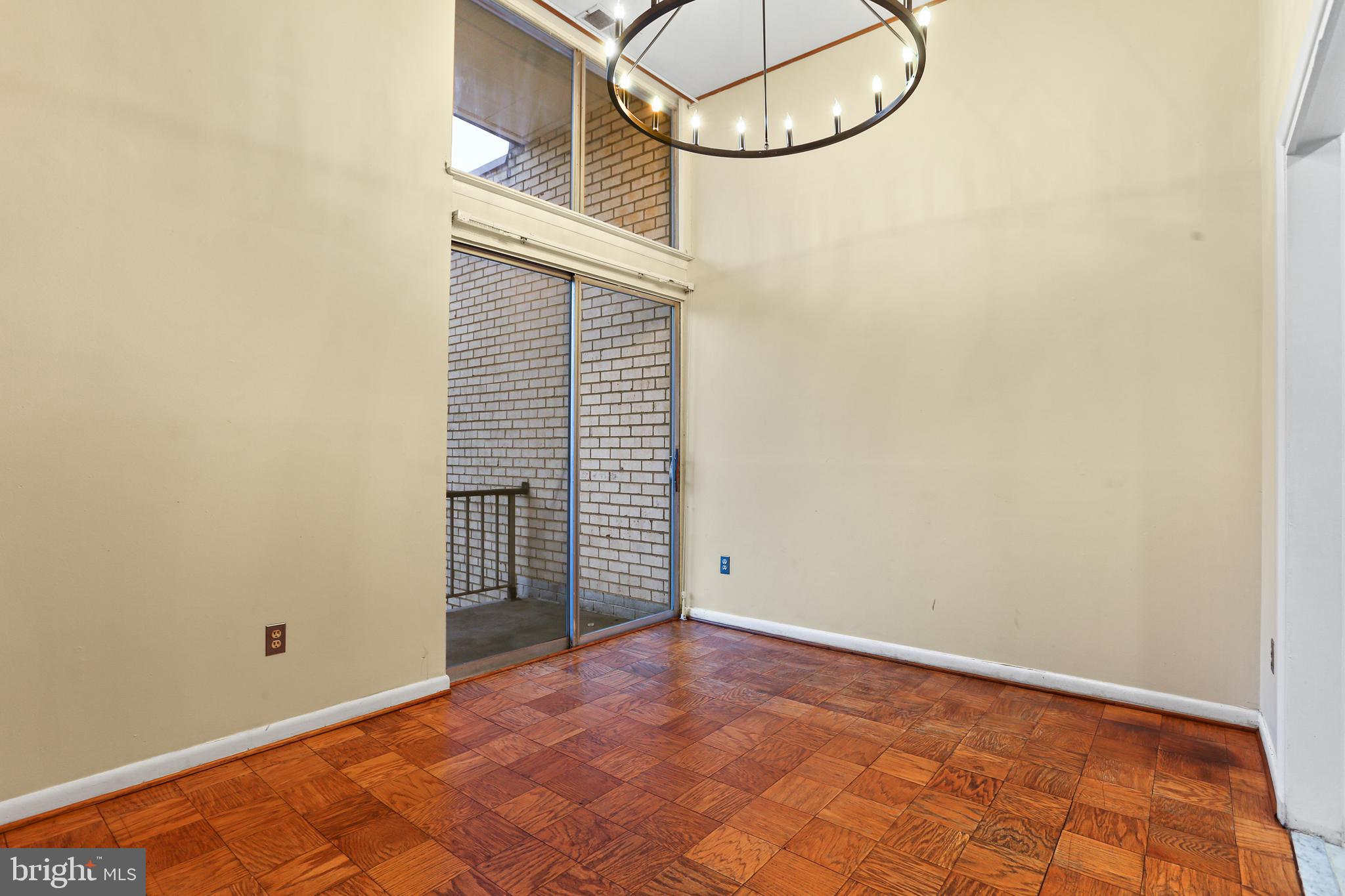 NORTH CRK PLACE - Residential