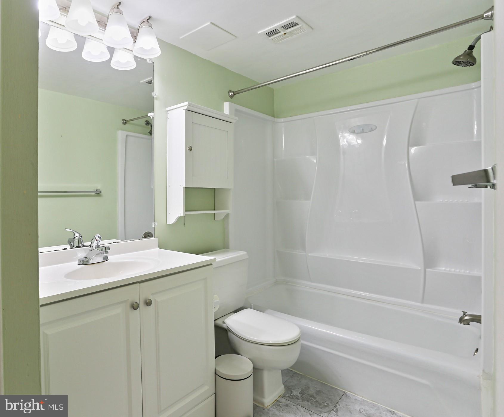 NORTH CRK PLACE - Residential