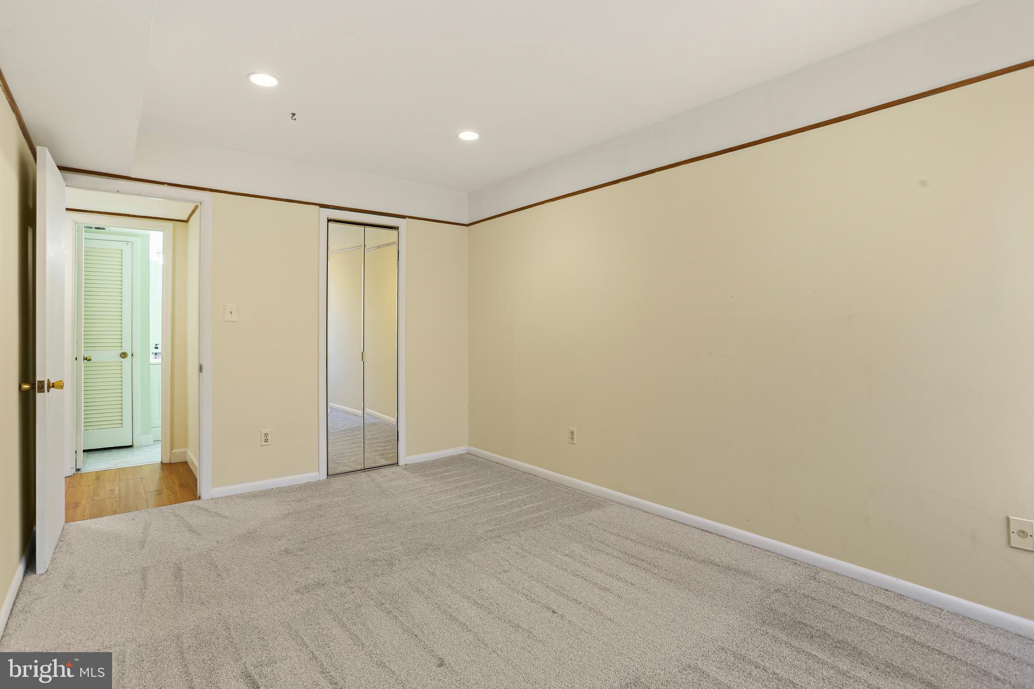 NORTH CRK PLACE - Residential