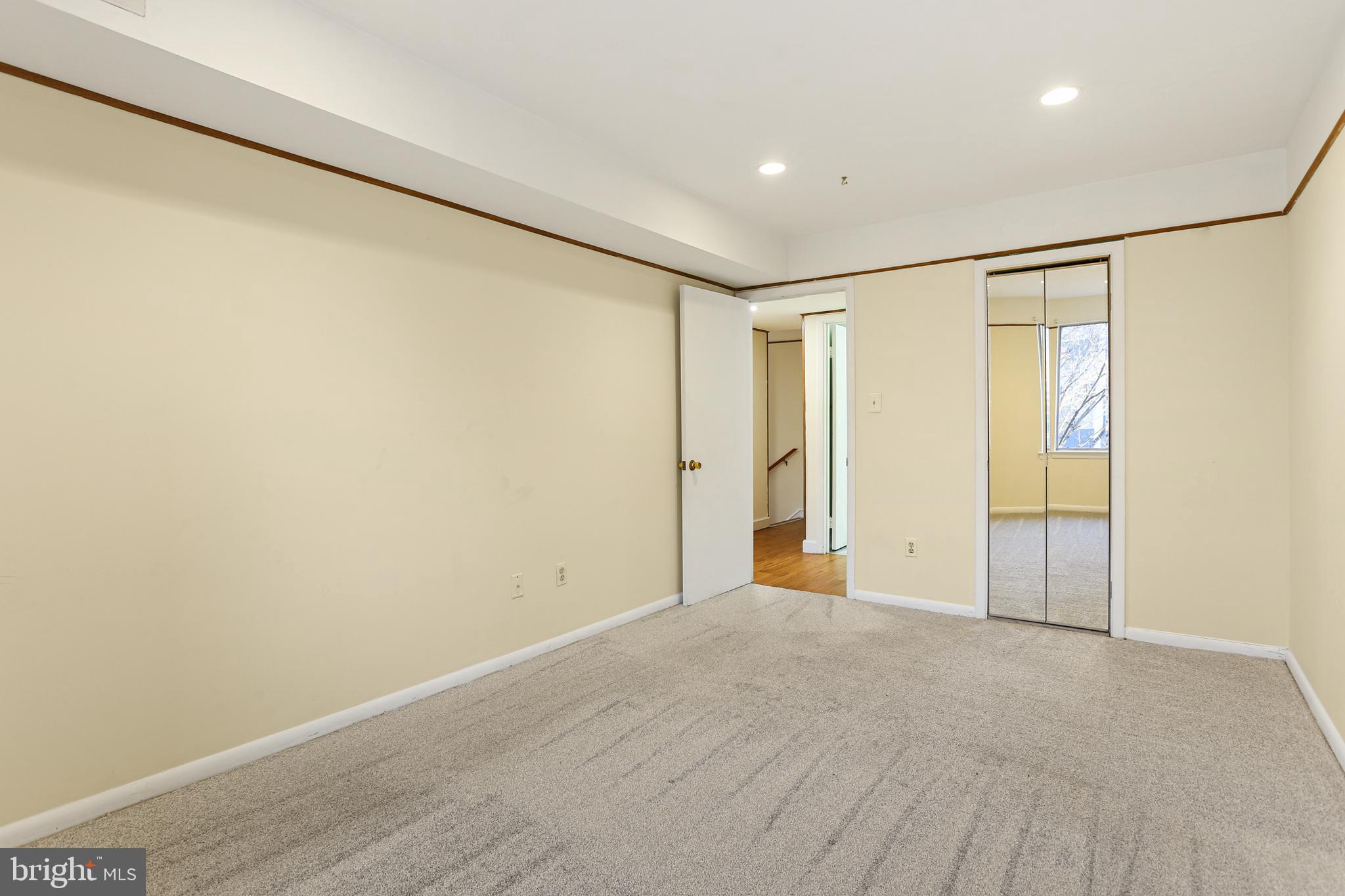 NORTH CRK PLACE - Residential