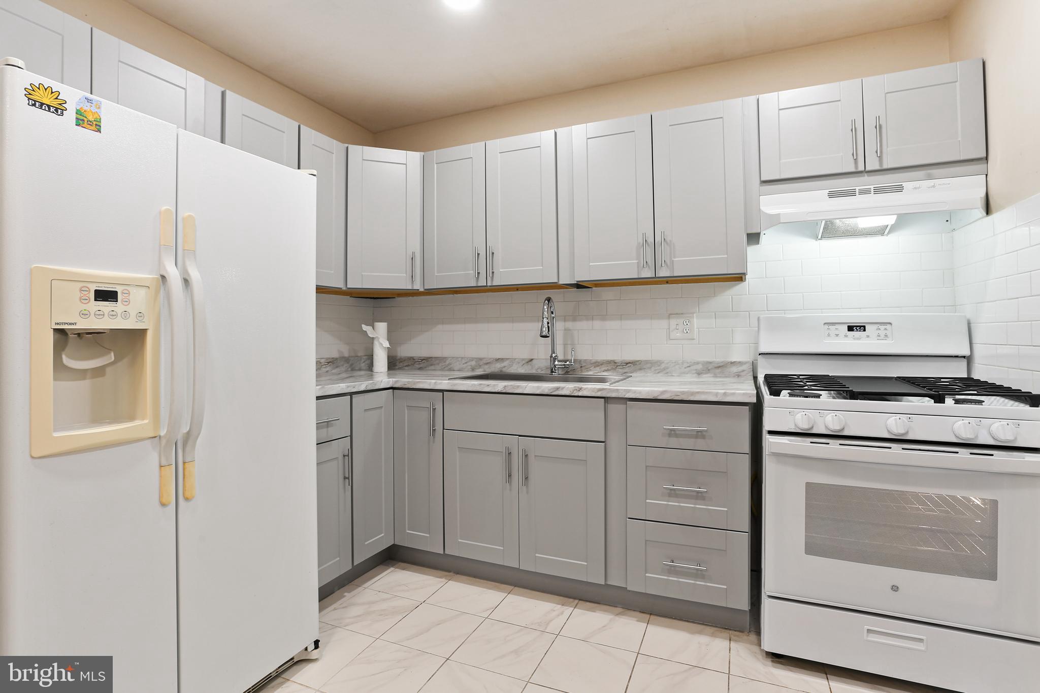 NORTH CRK PLACE - Residential