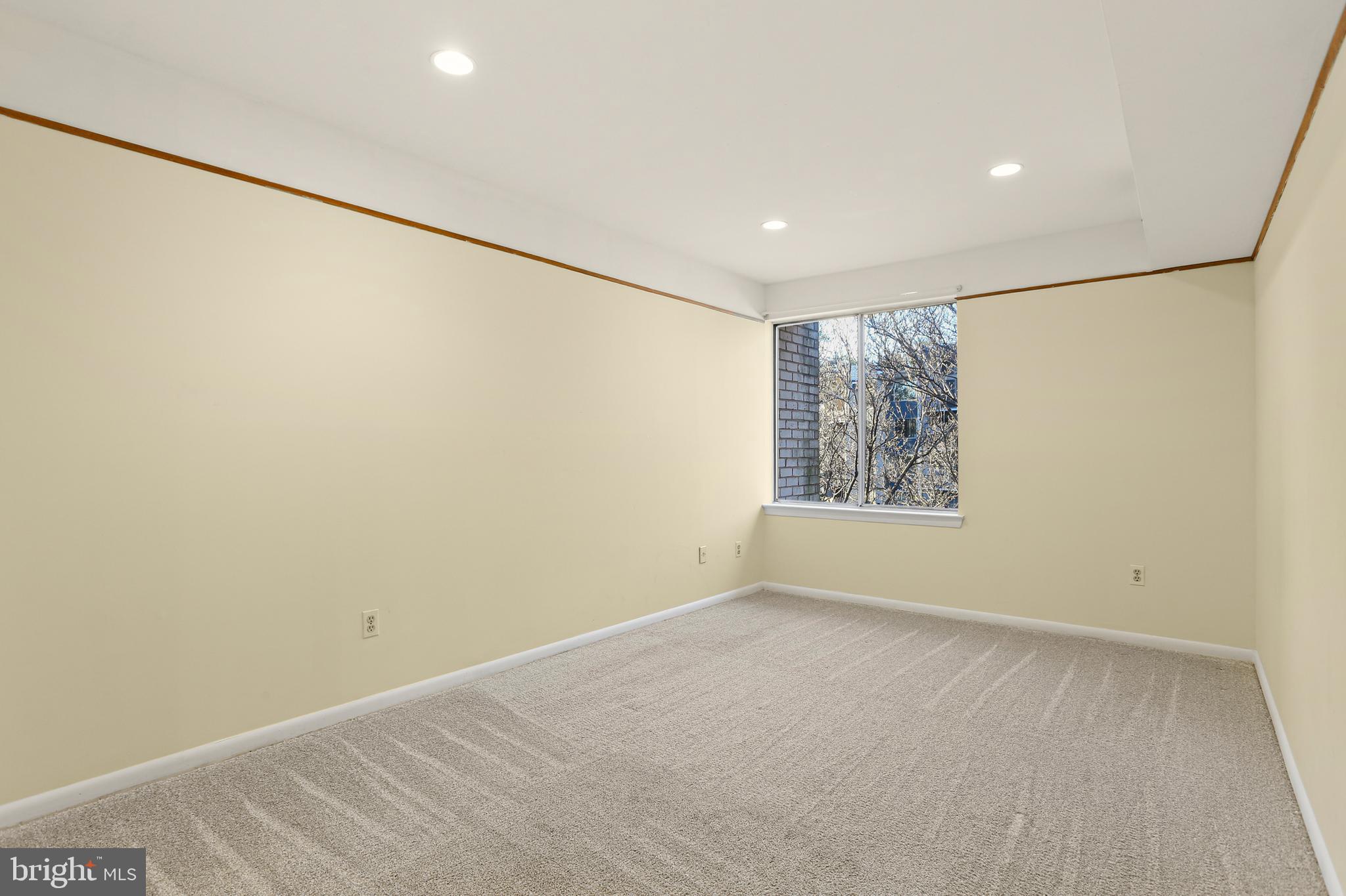 NORTH CRK PLACE - Residential