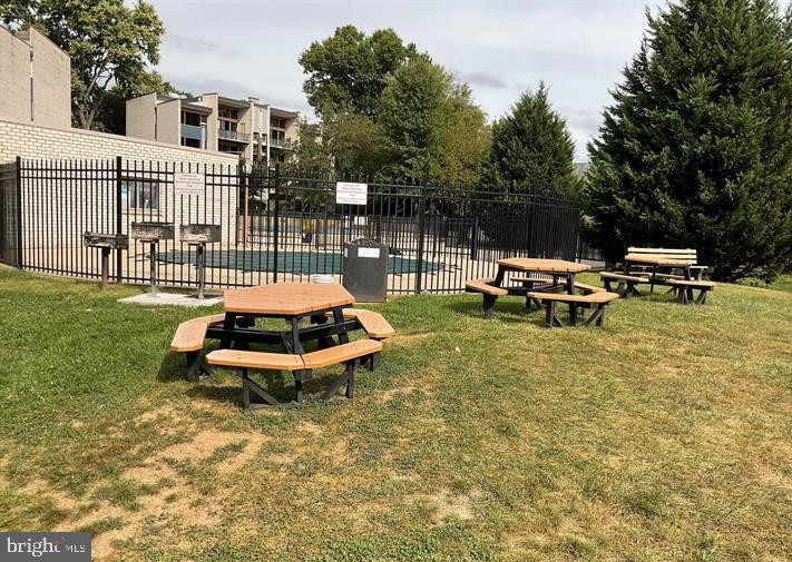 NORTH CRK PLACE - Residential