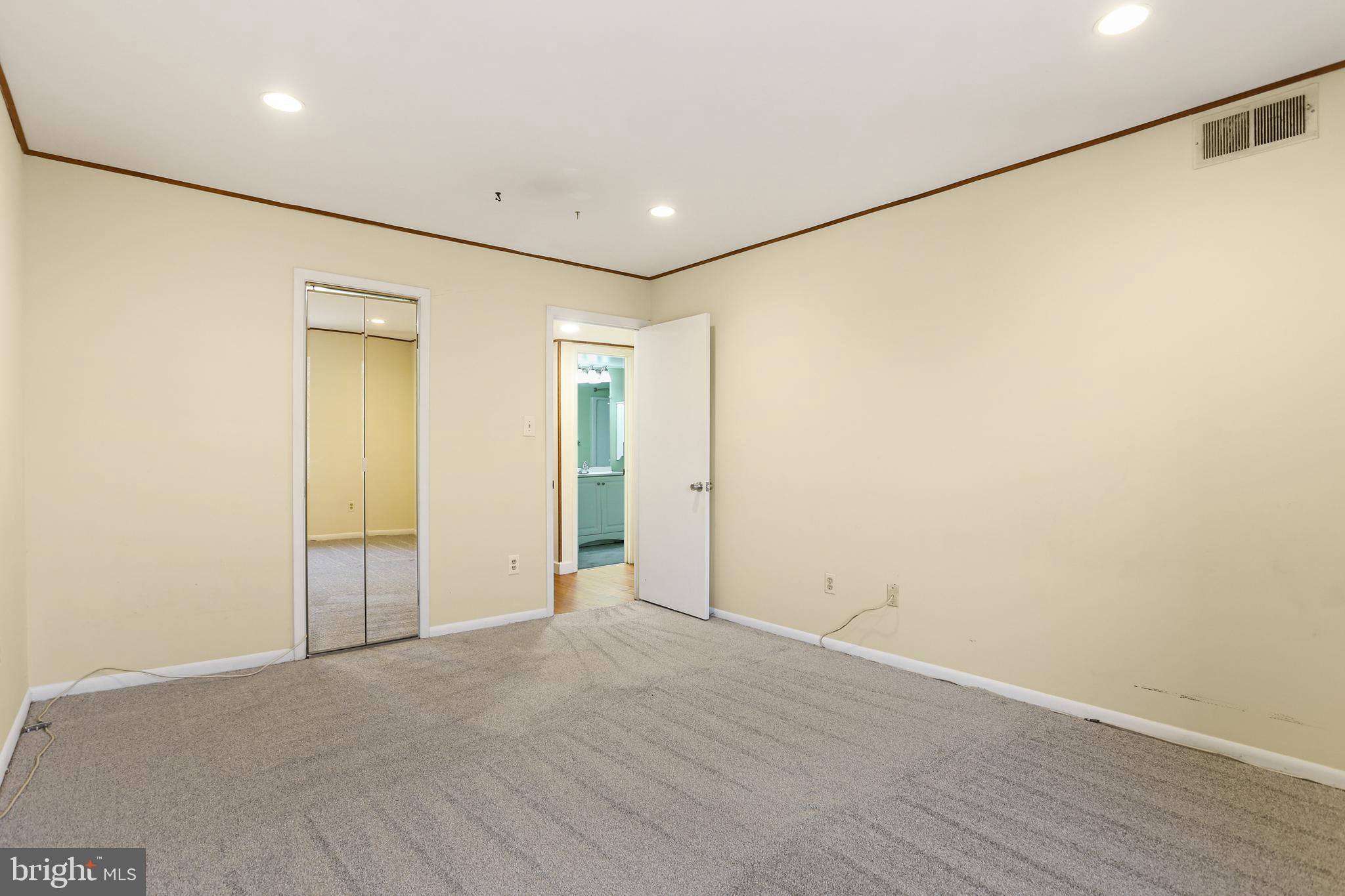 NORTH CRK PLACE - Residential