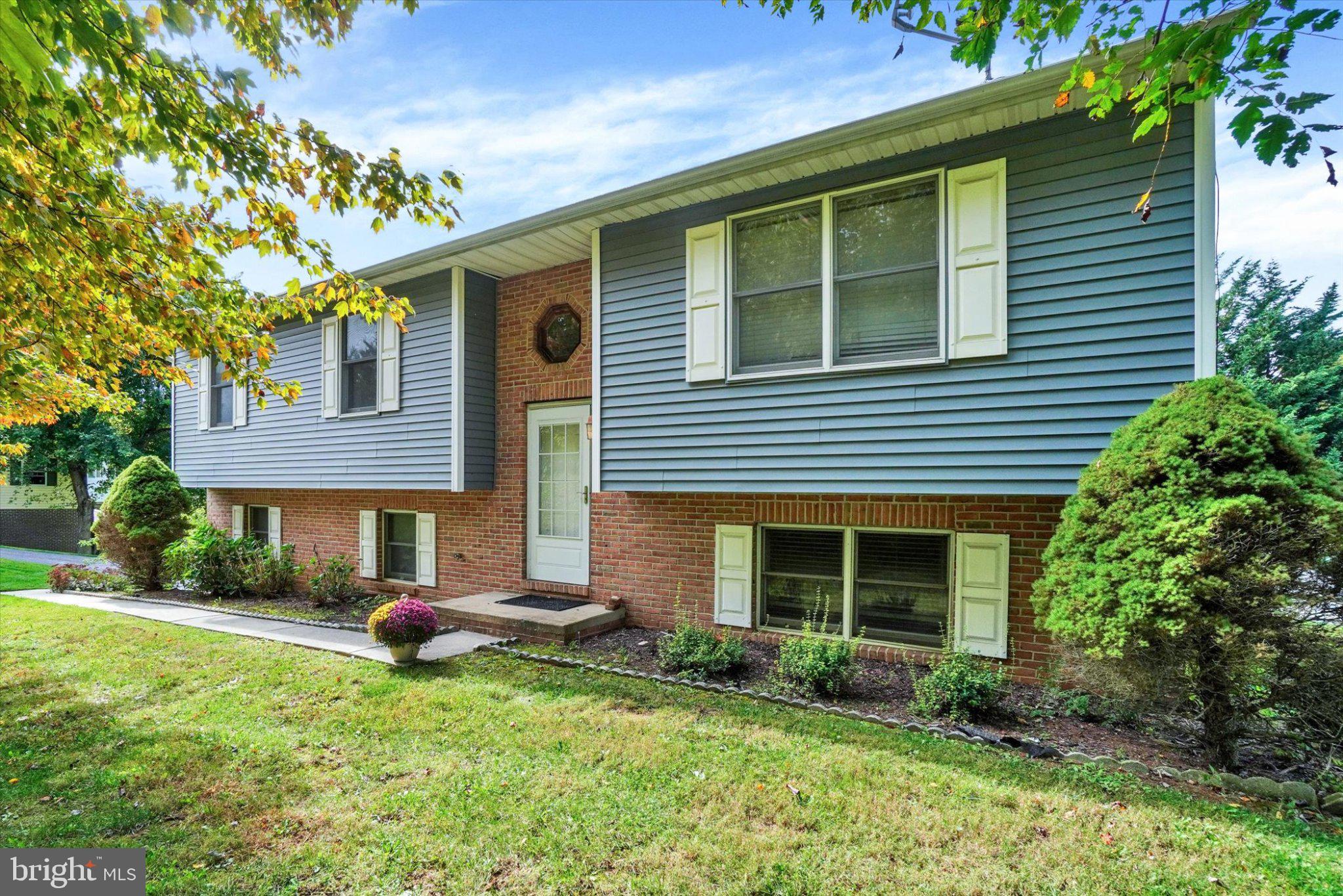 65 WOODLAND DRIVE