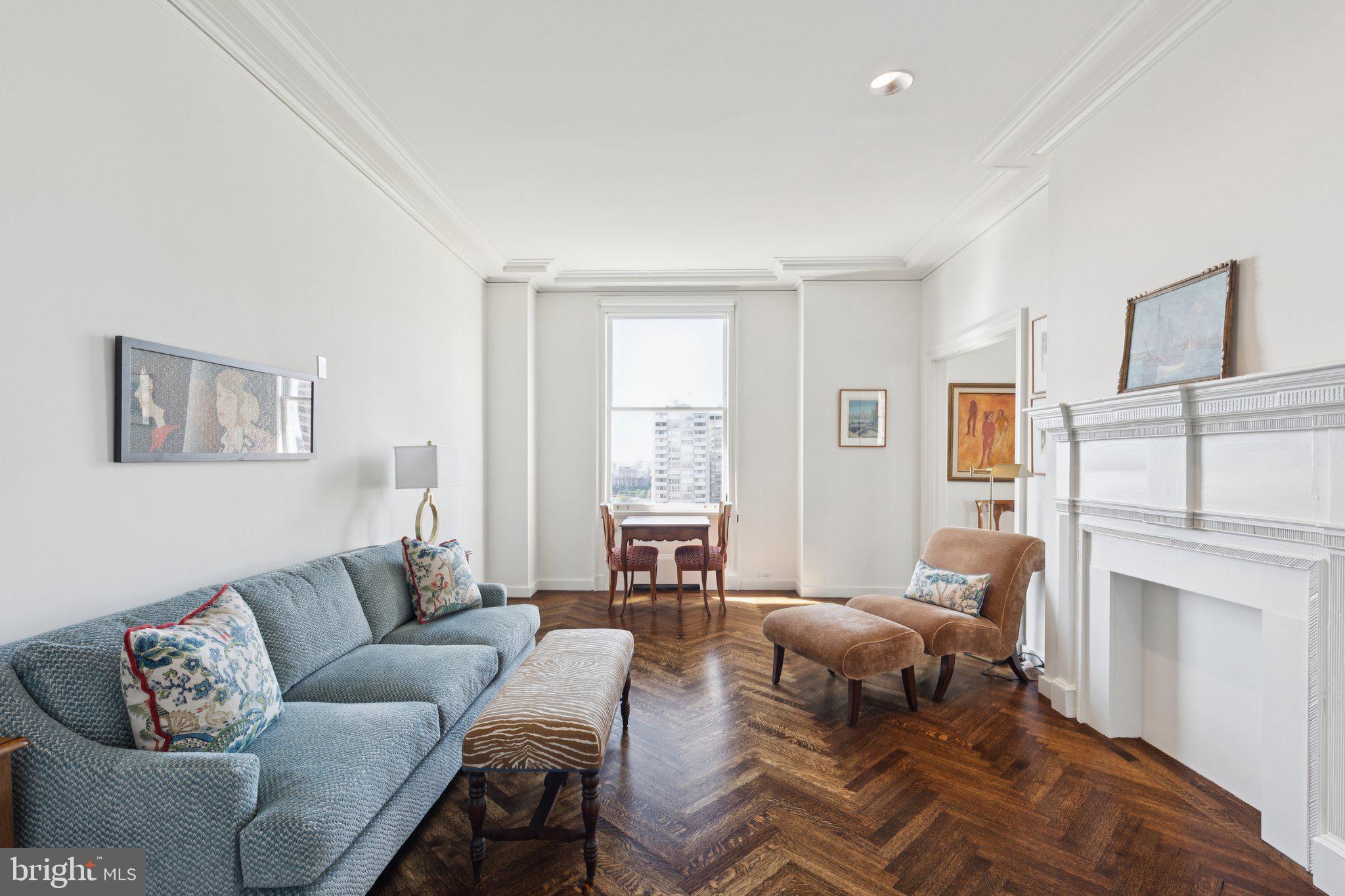 RITTENHOUSE SQUARE - Residential