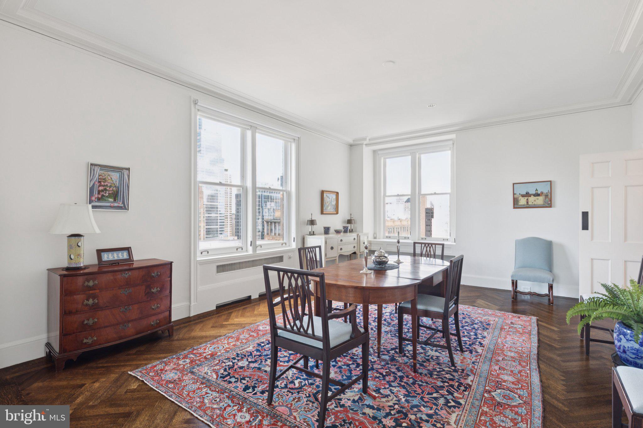 RITTENHOUSE SQUARE - Residential