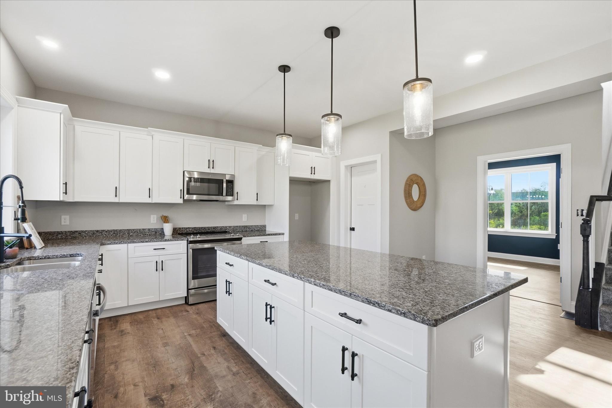 FARMBROOKE MEADOWS - Residential