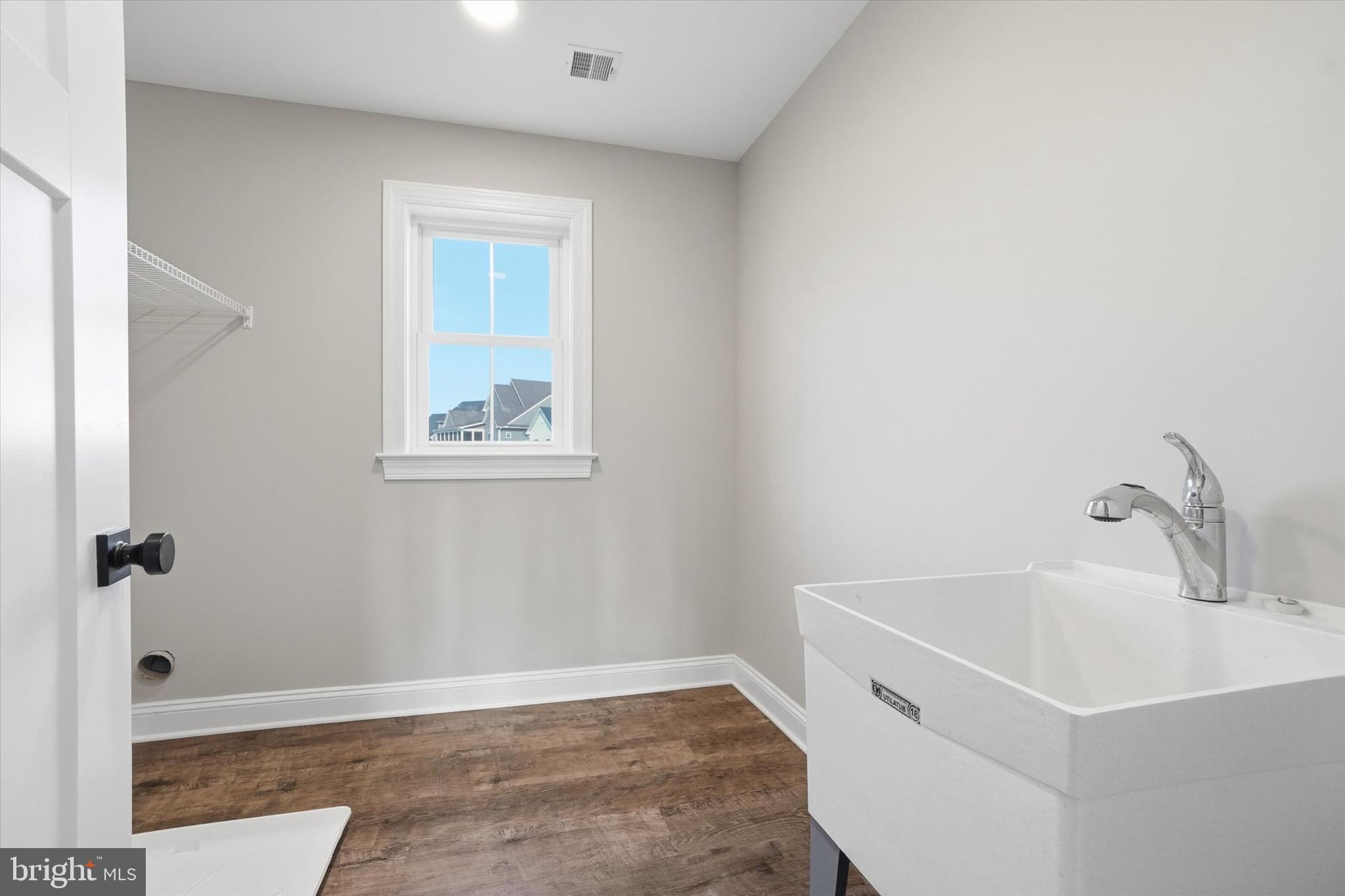 FARMBROOKE MEADOWS - Residential