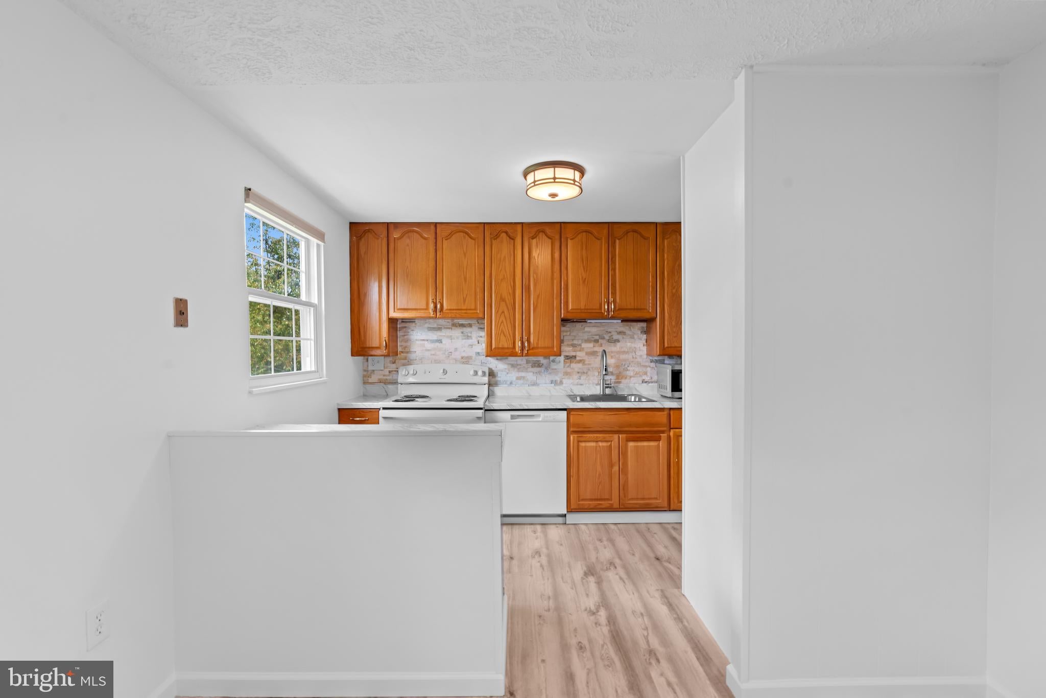 3500 MANIS ROAD
