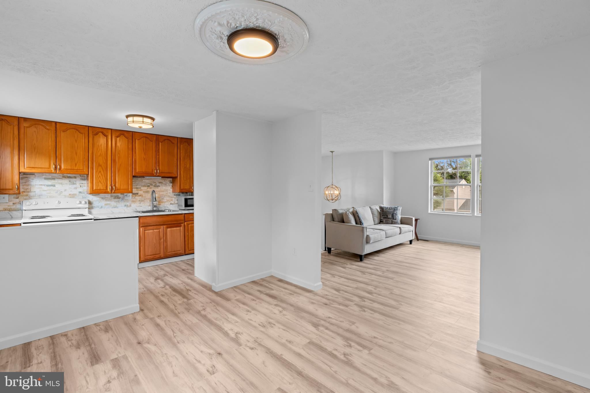 3500 MANIS ROAD