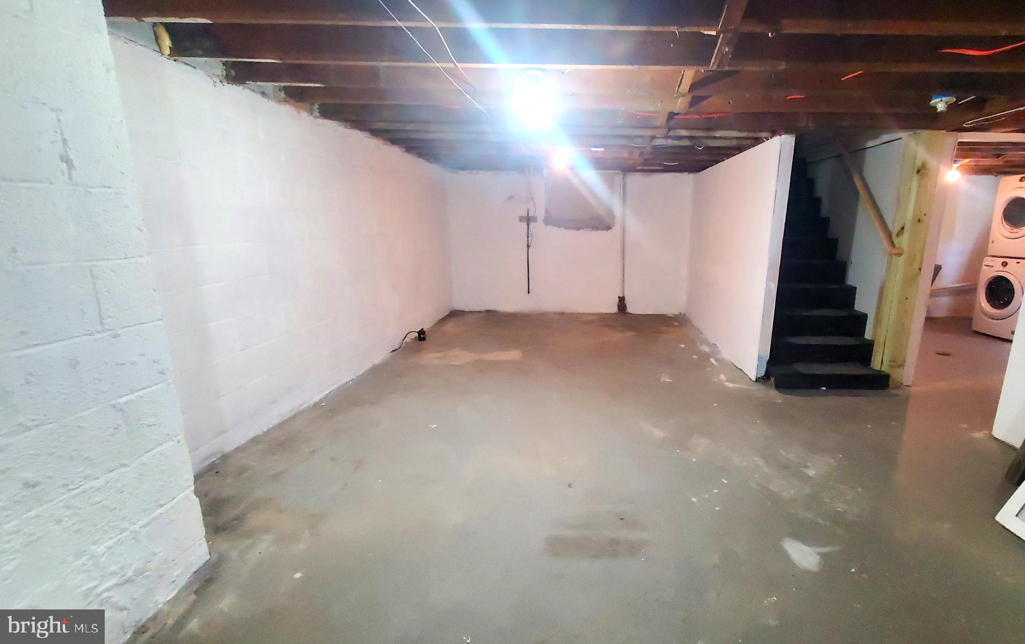 DAMASCUS OUTSIDE - Residential