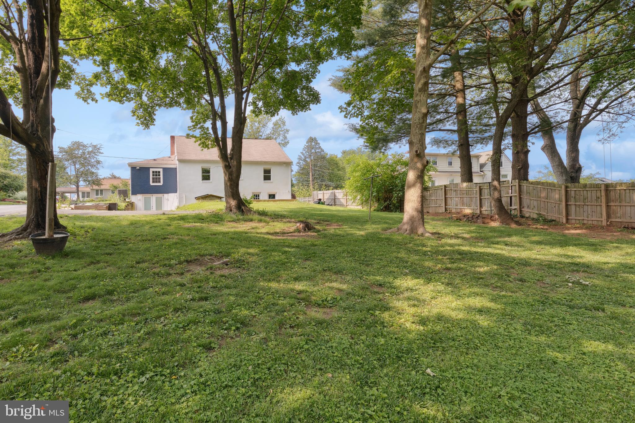 DAMASCUS OUTSIDE - Residential