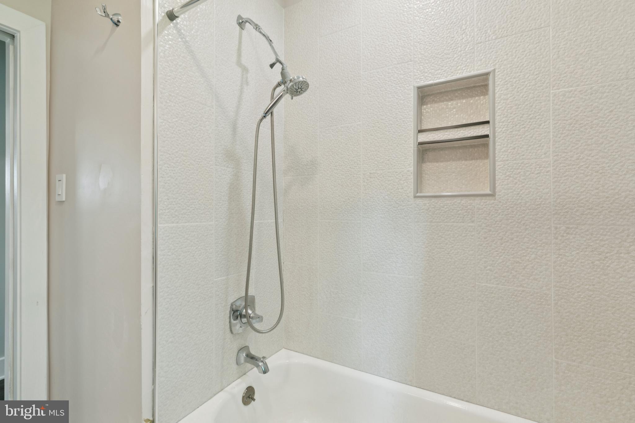 DAMASCUS OUTSIDE - Residential