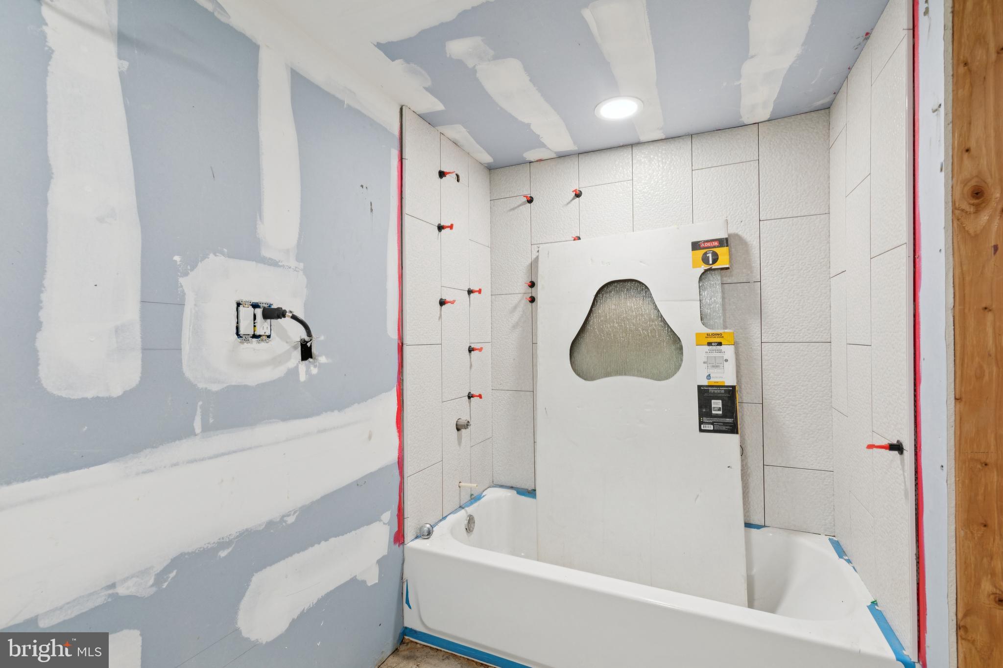 DAMASCUS OUTSIDE - Residential