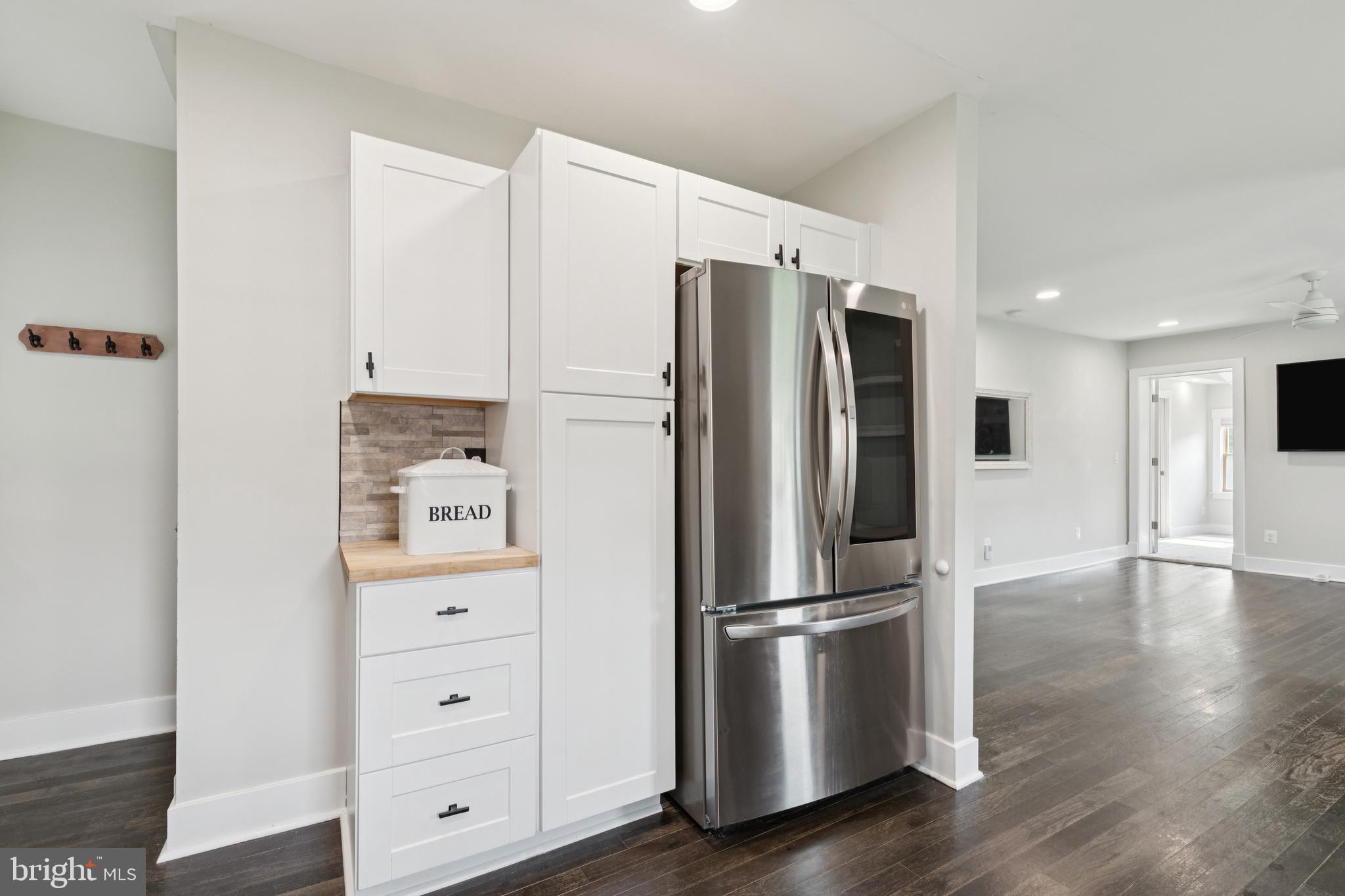 DAMASCUS OUTSIDE - Residential