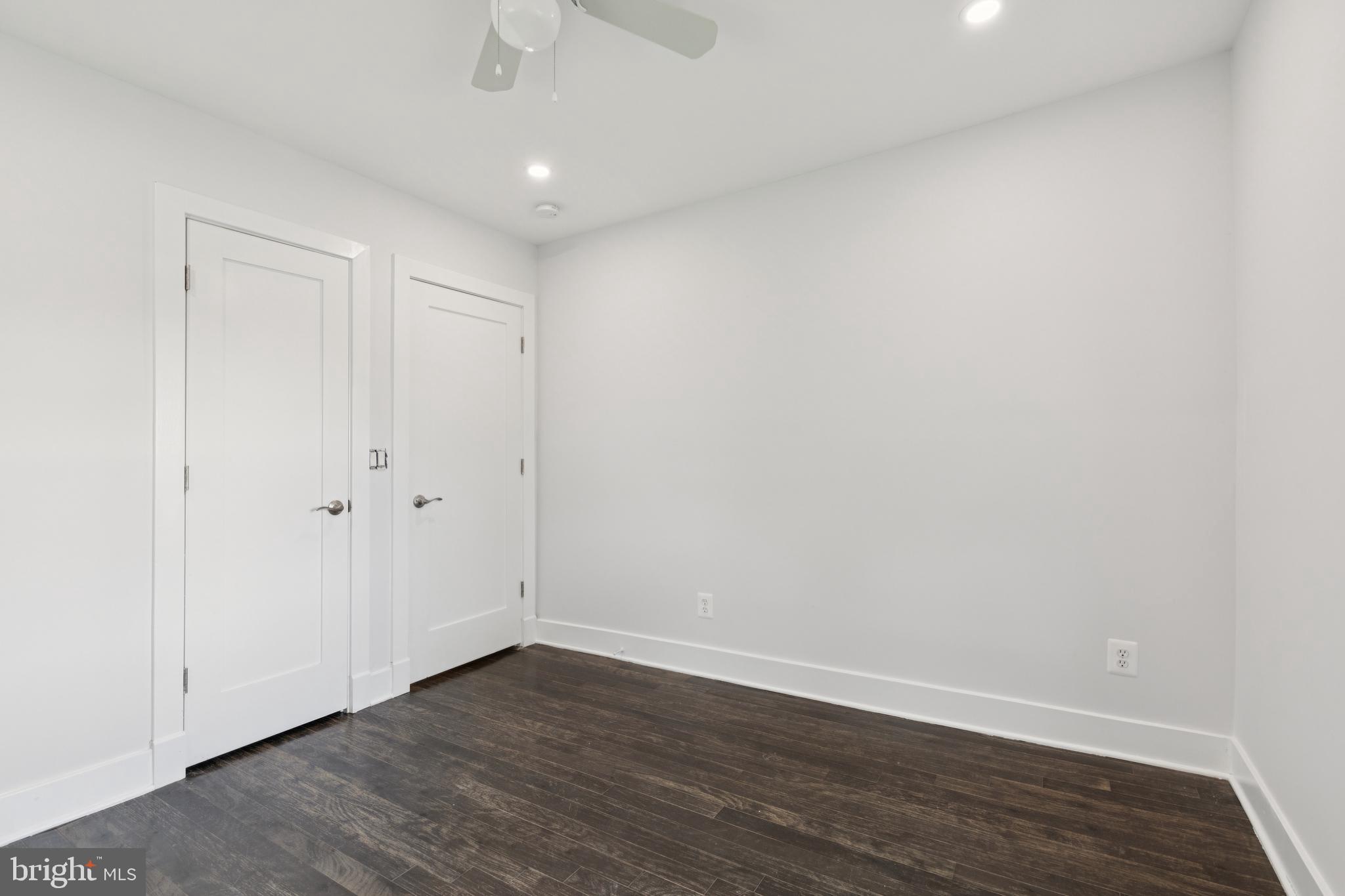 DAMASCUS OUTSIDE - Residential