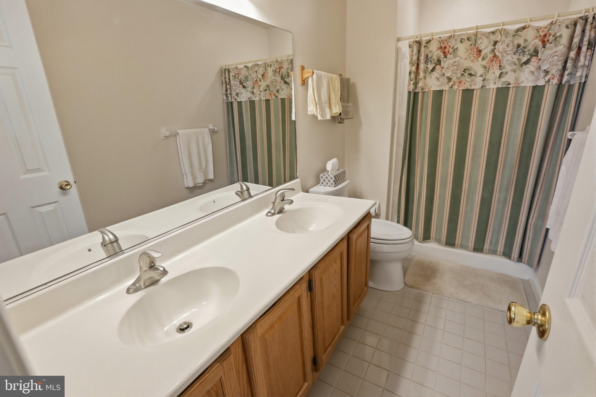 CHANDLERS CROSSING - Residential