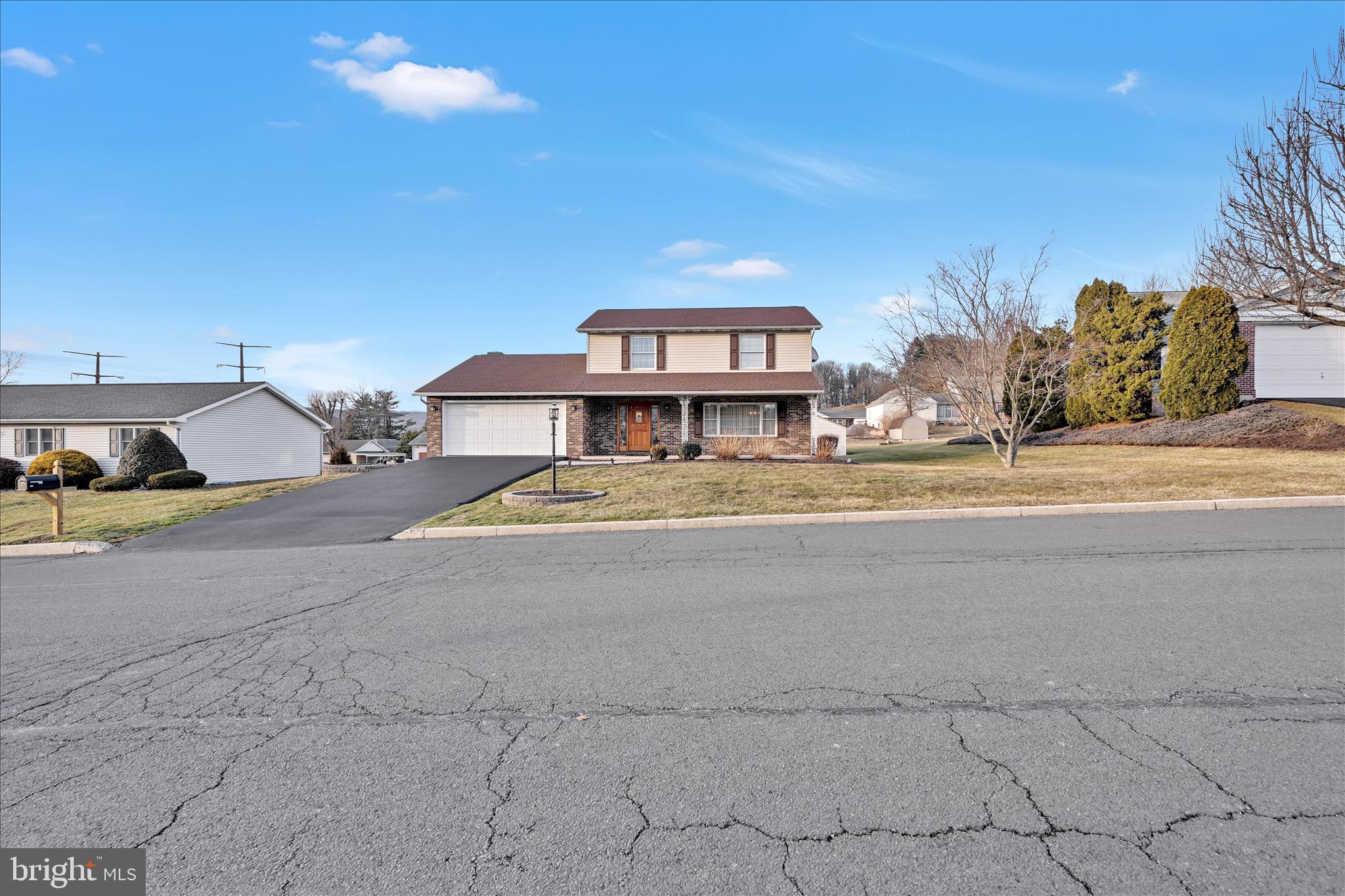 611 N ORCHARD AVENUE