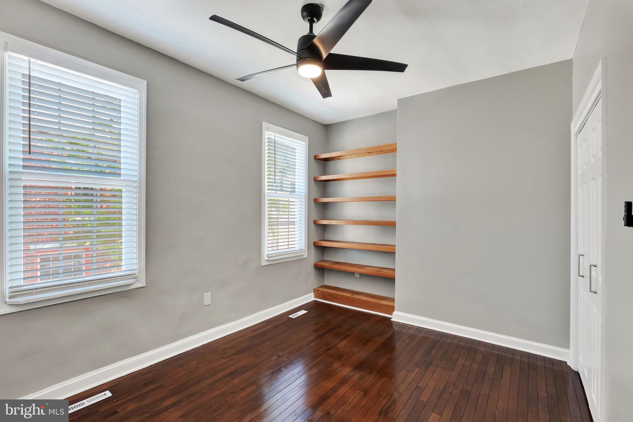 FAIRMOUNT - Residential