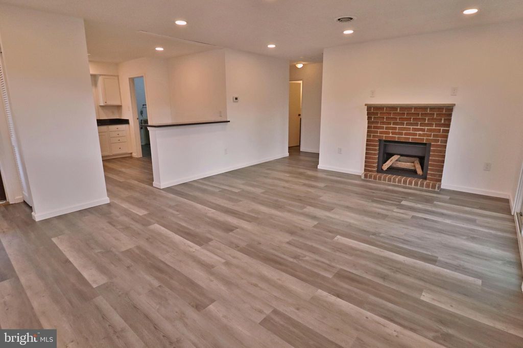 Photo of 305 Greenland Drive, LANCASTER, PA 17602 (MLS # PALA2079188)