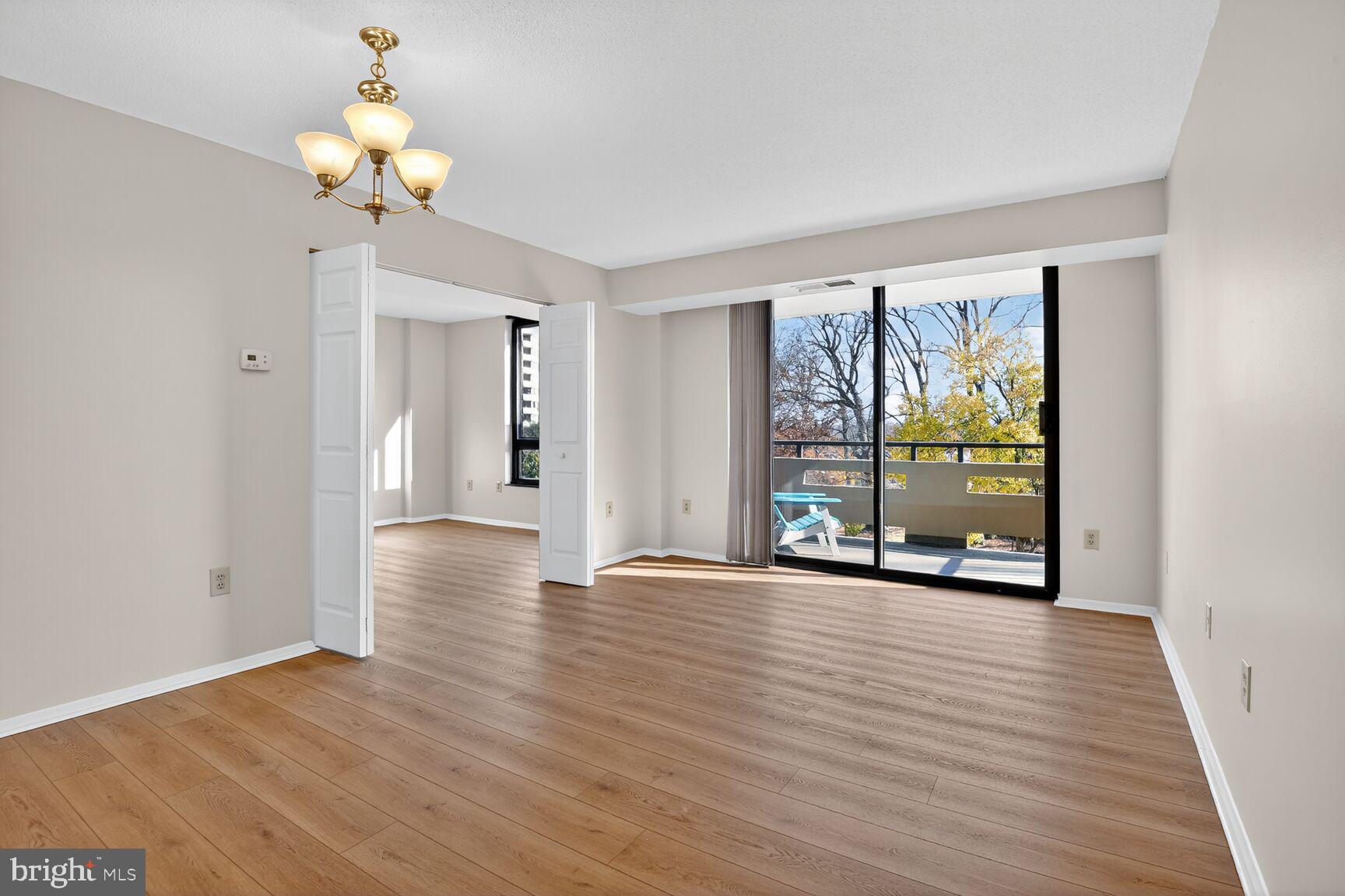 1808 OLD MEADOW ROAD 507