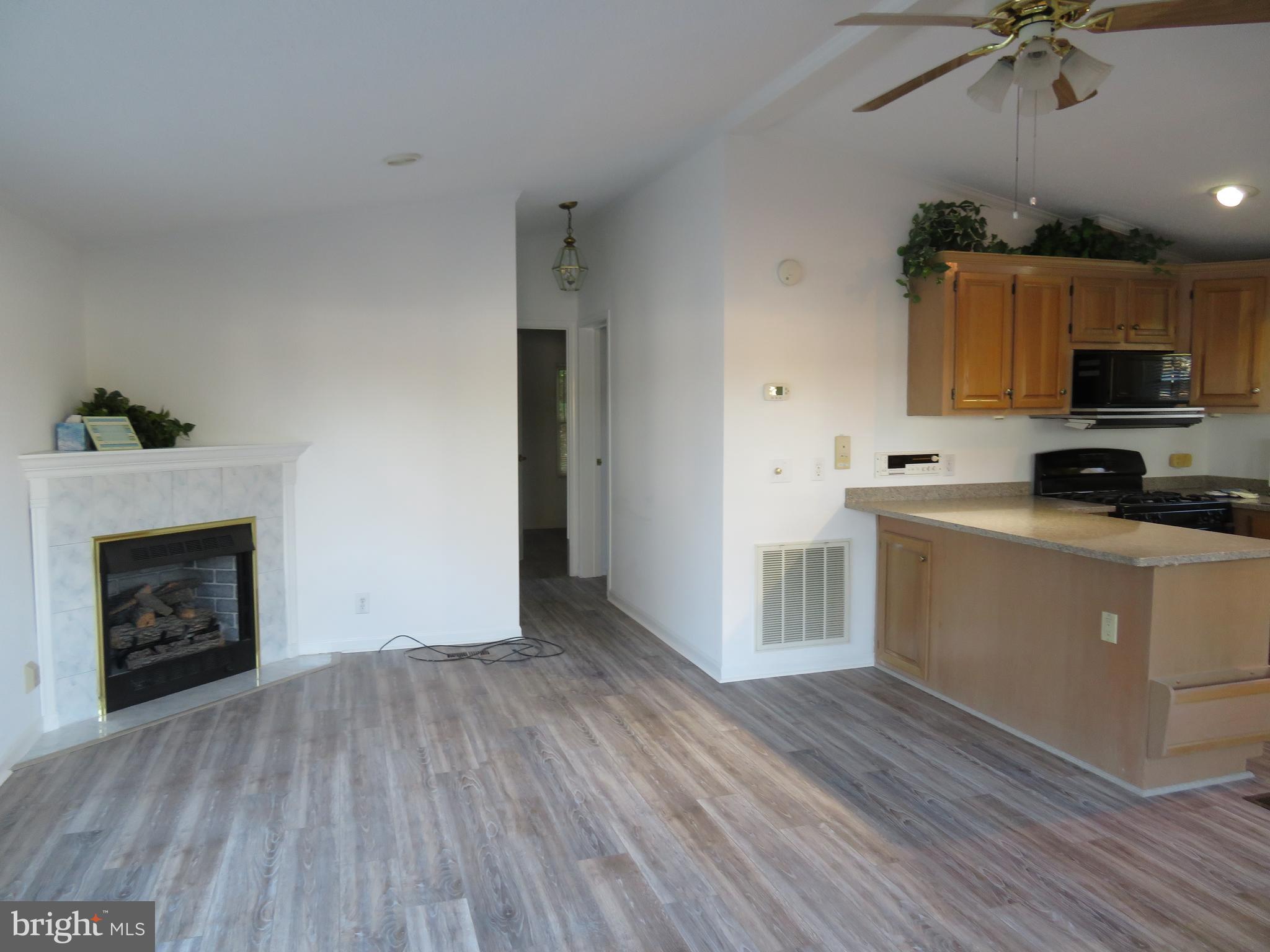 WHITE HORSE PARK I - Residential