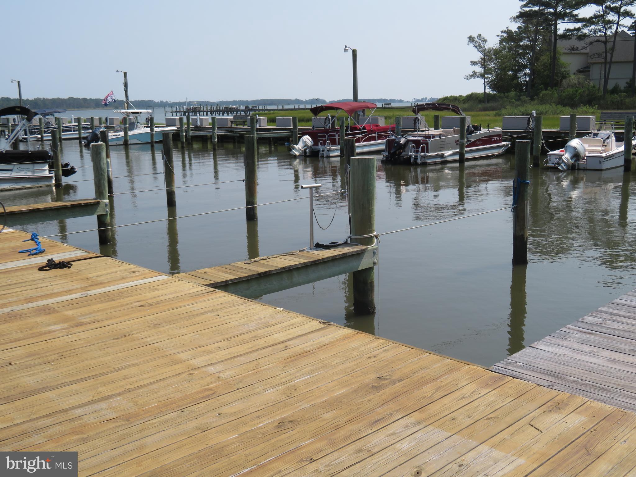 WHITE HORSE PARK I - Residential