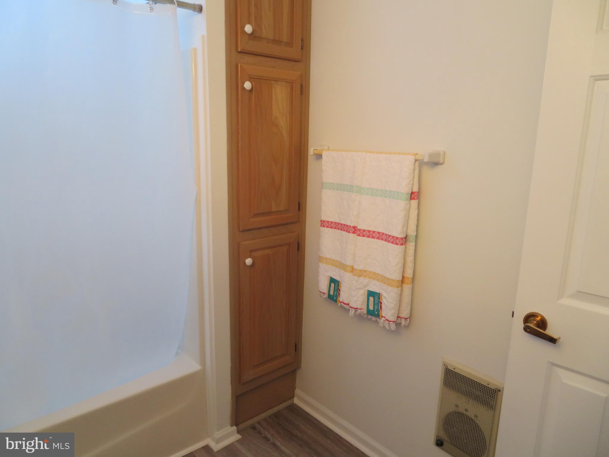 WHITE HORSE PARK I - Residential