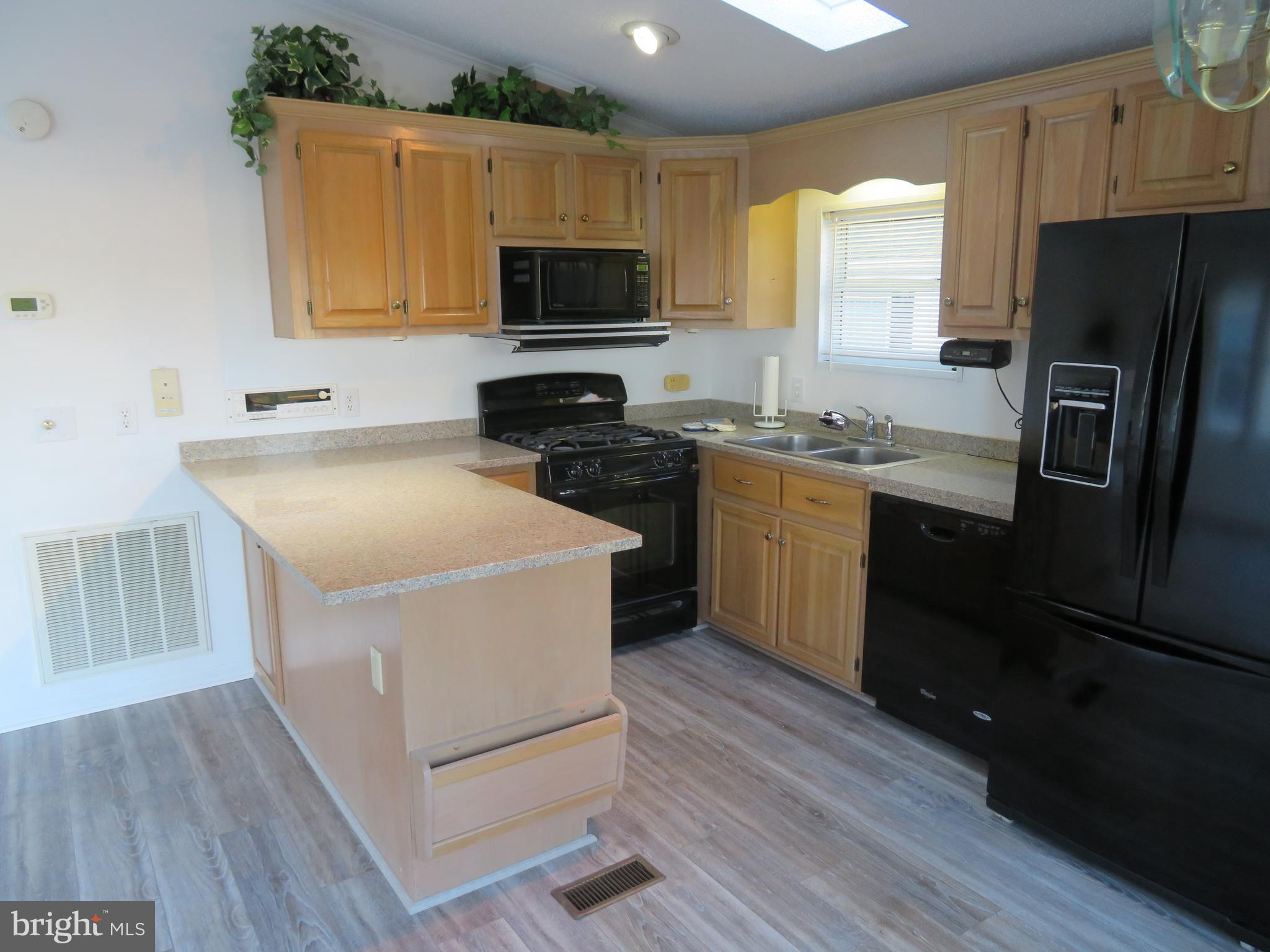 WHITE HORSE PARK I - Residential