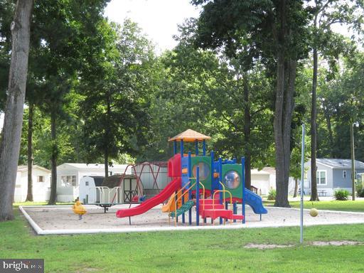 WHITE HORSE PARK I - Residential