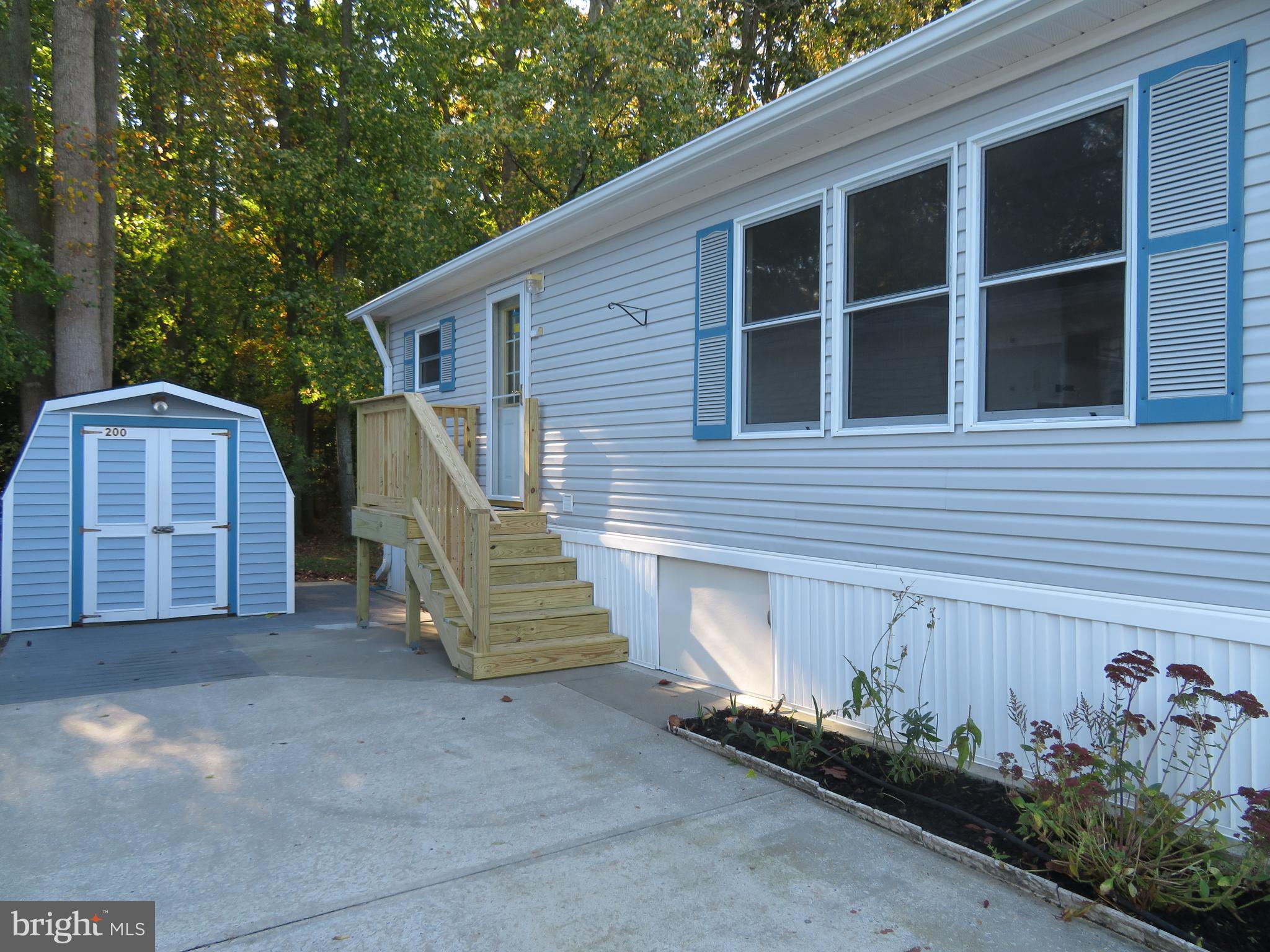 WHITE HORSE PARK I - Residential