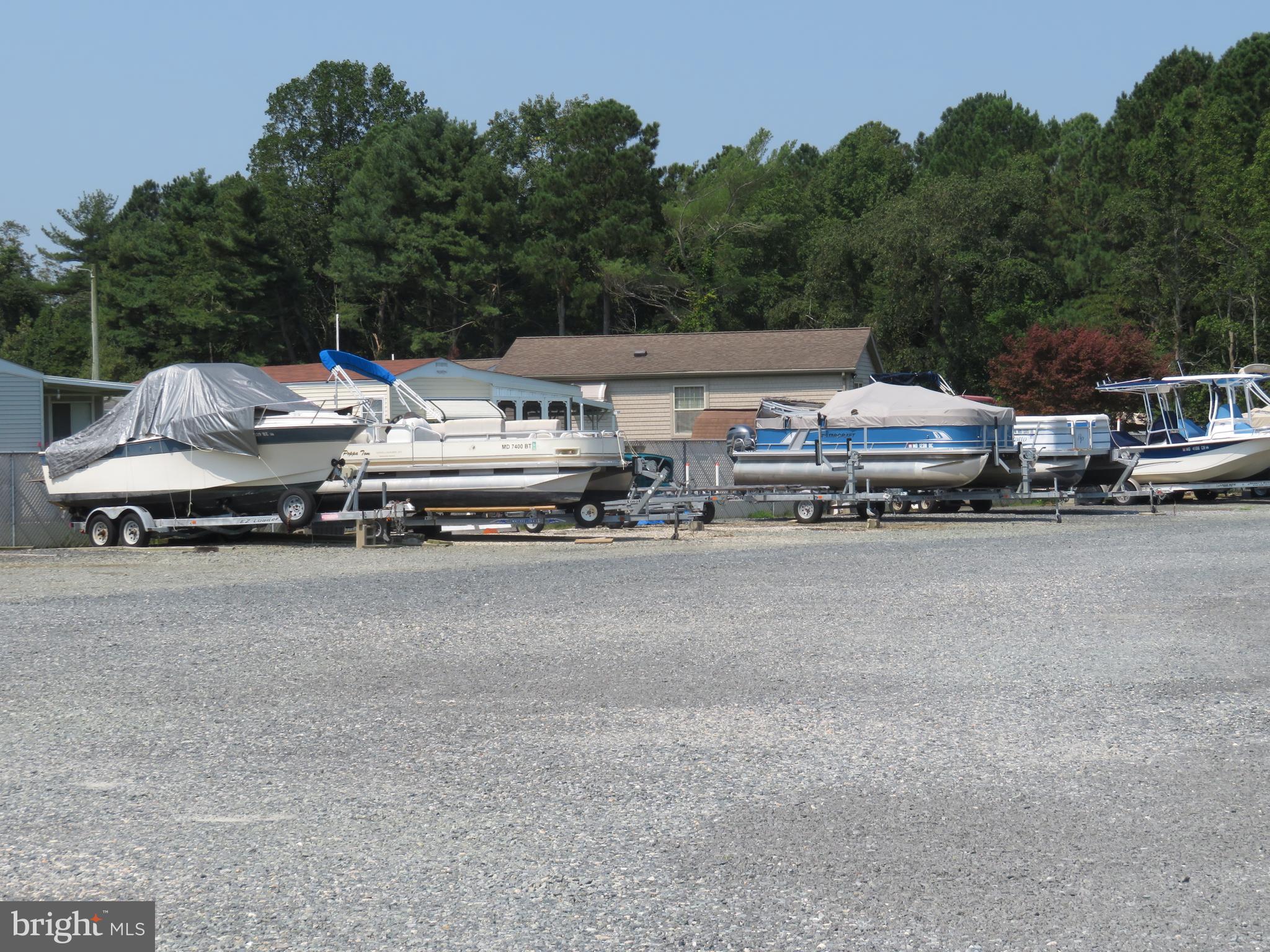 WHITE HORSE PARK I - Residential