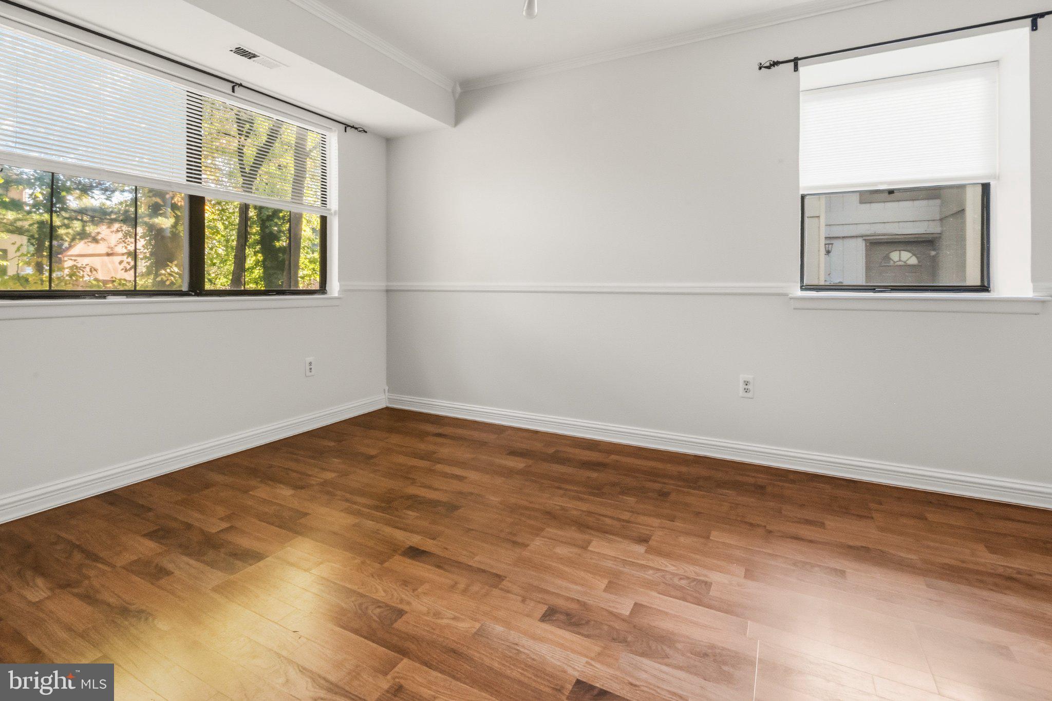 4 GOSHAWK COURT