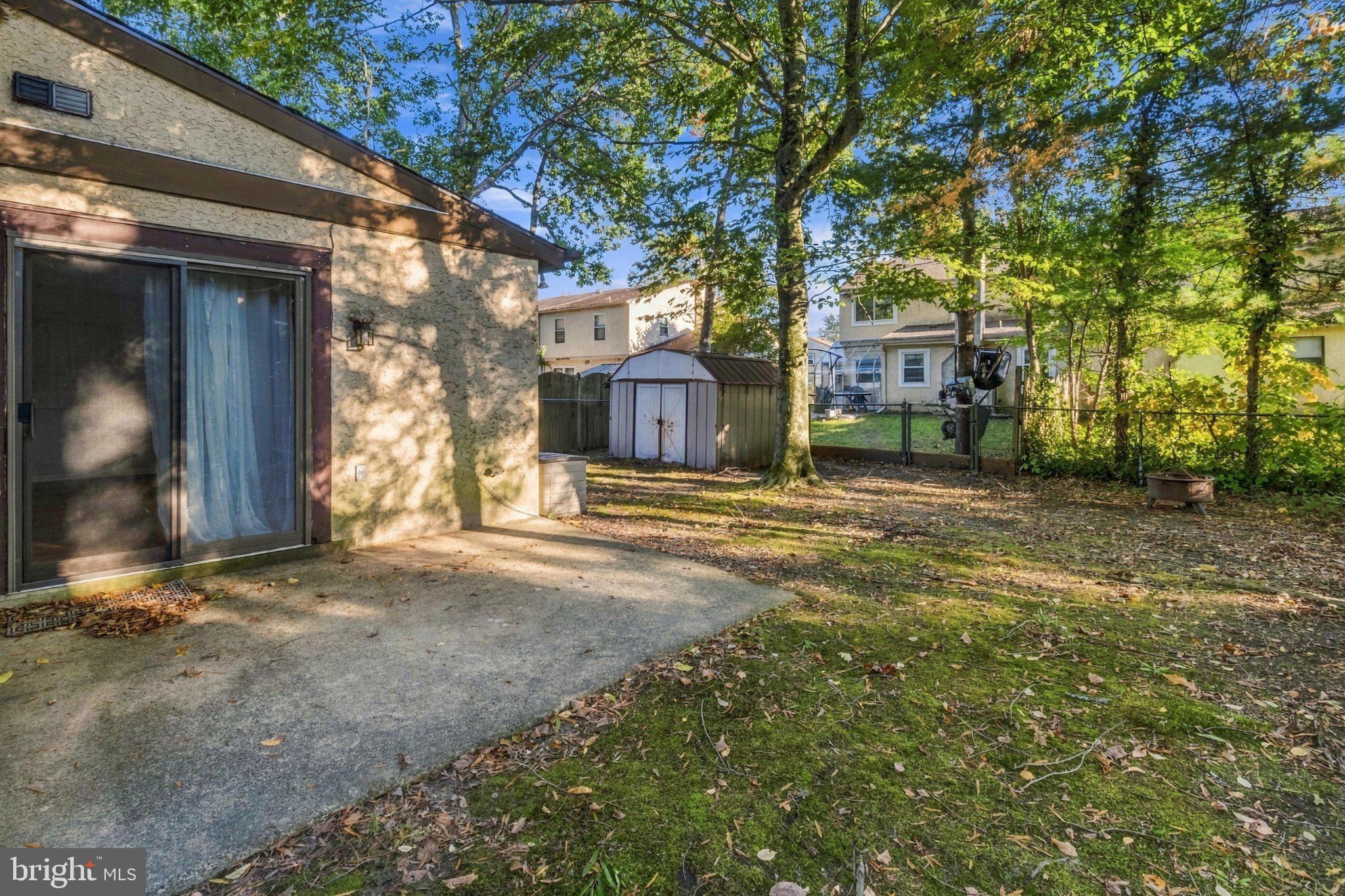 4 GOSHAWK COURT