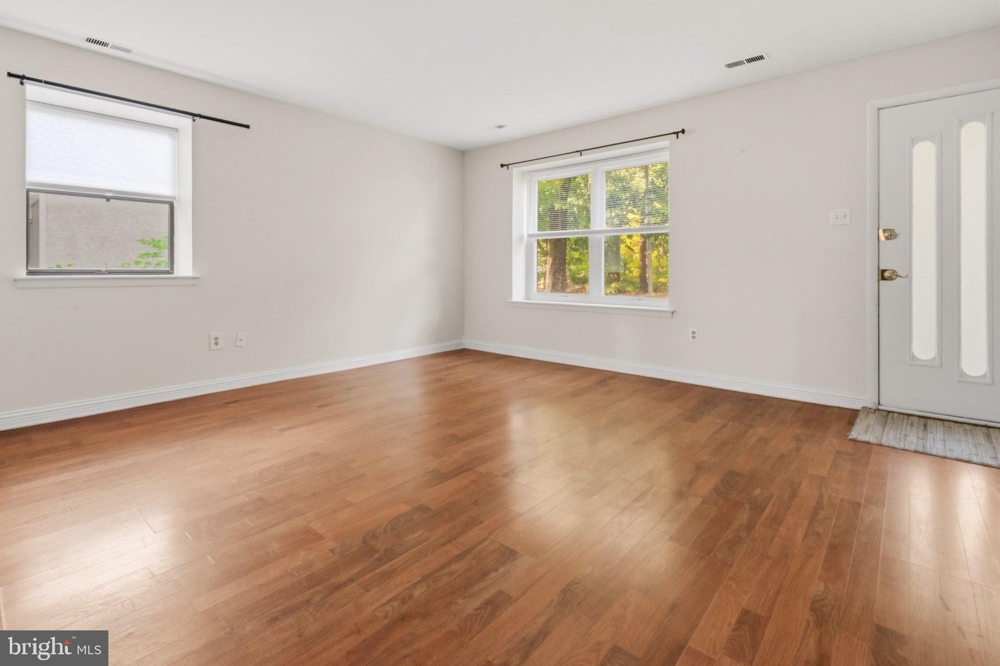 4 GOSHAWK COURT