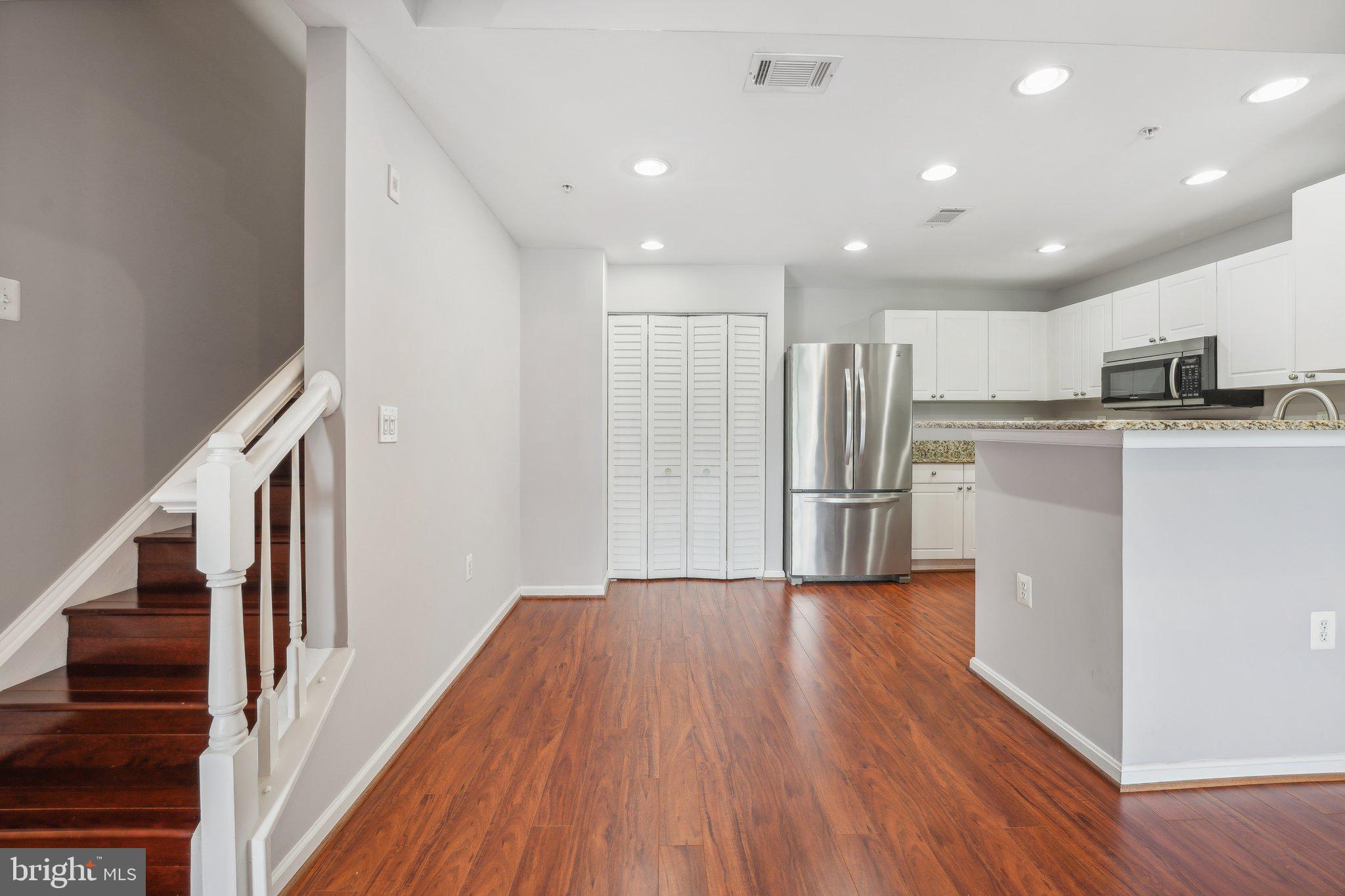 FAIRFAX RIDGE - Residential Lease