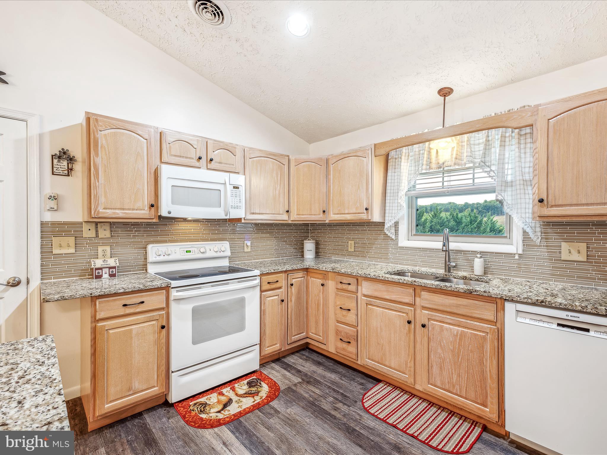 SOUTHRIDGE - Residential