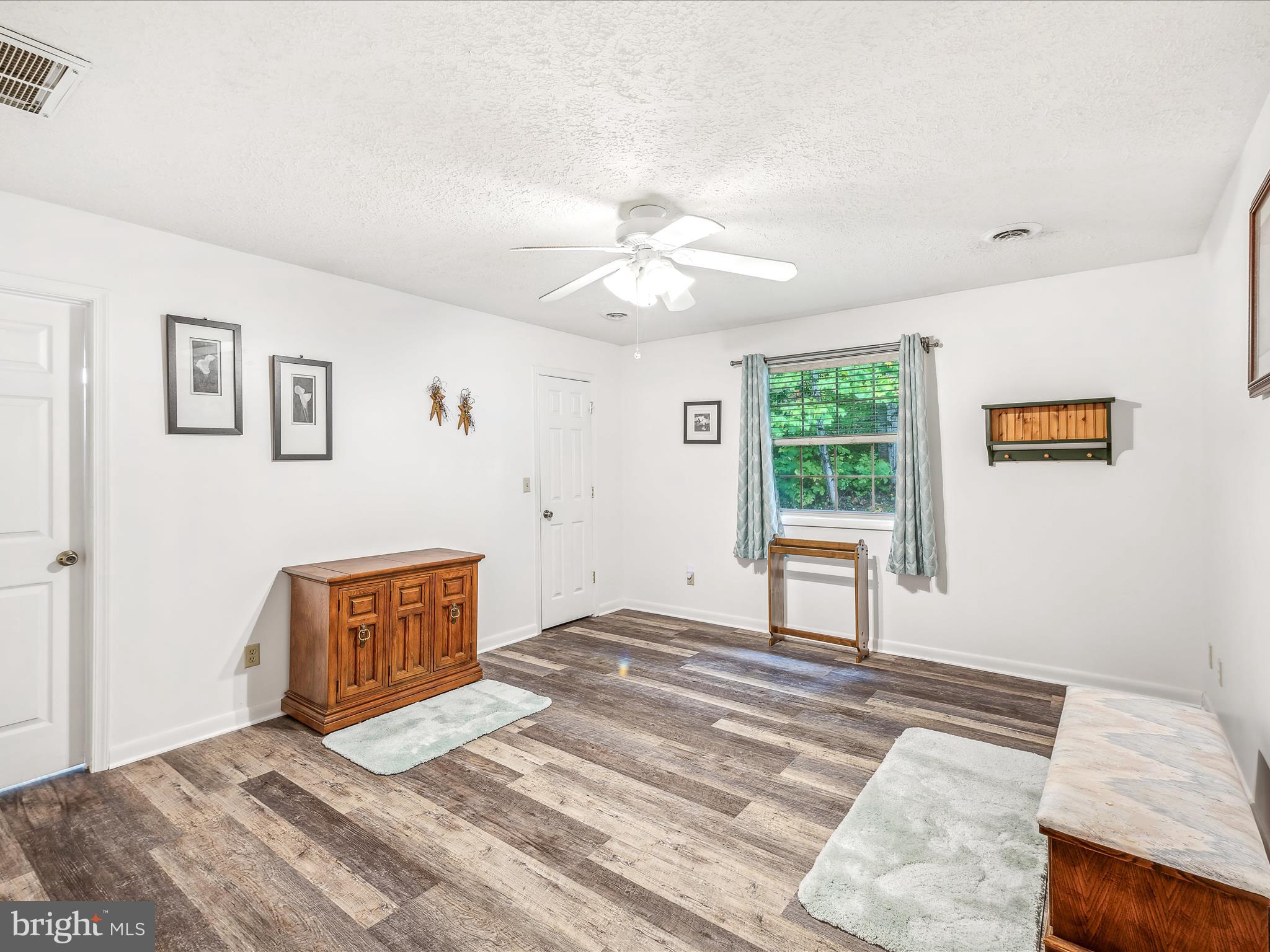 SOUTHRIDGE - Residential