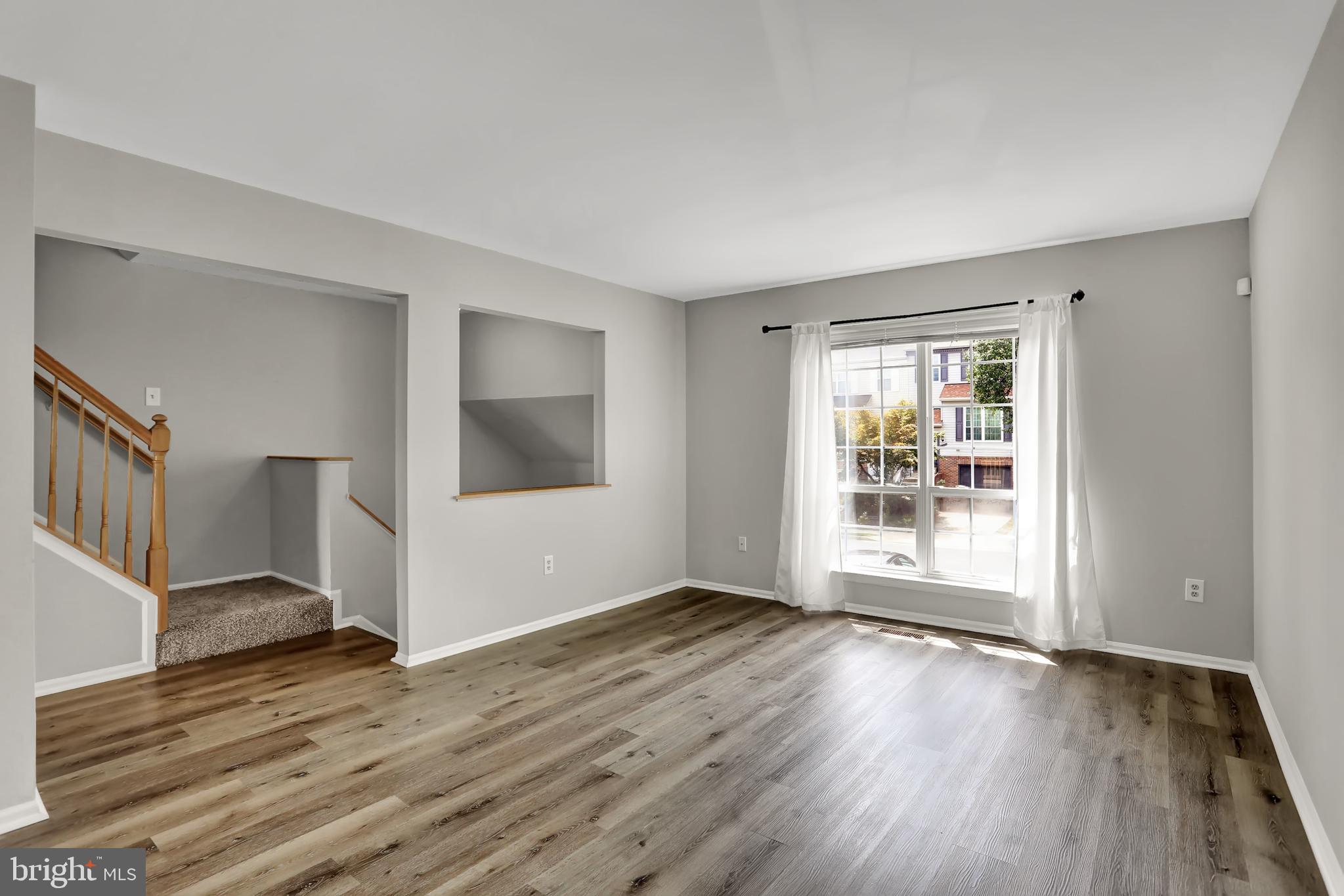 PINEY ORCHARD - Residential