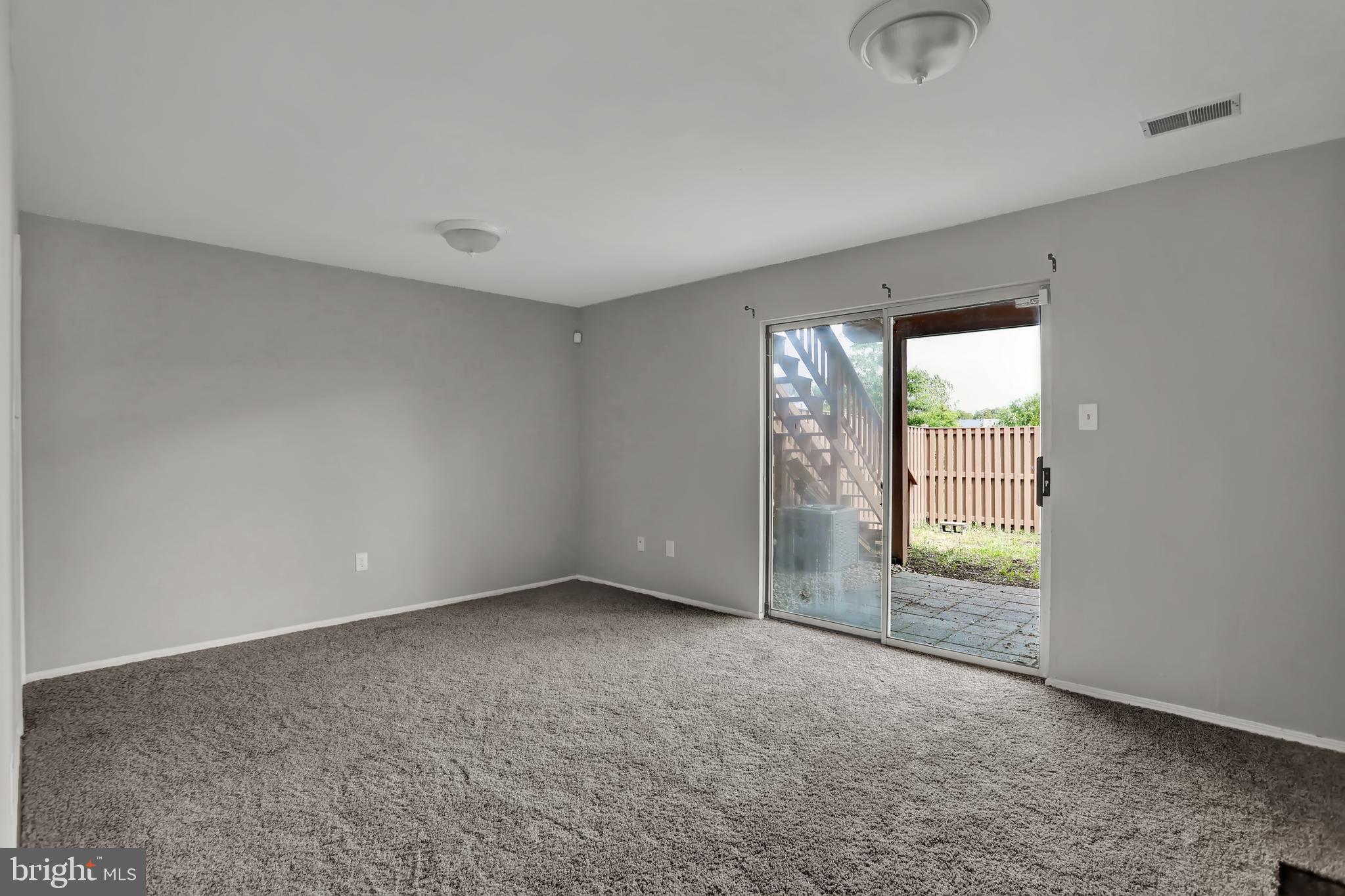 PINEY ORCHARD - Residential