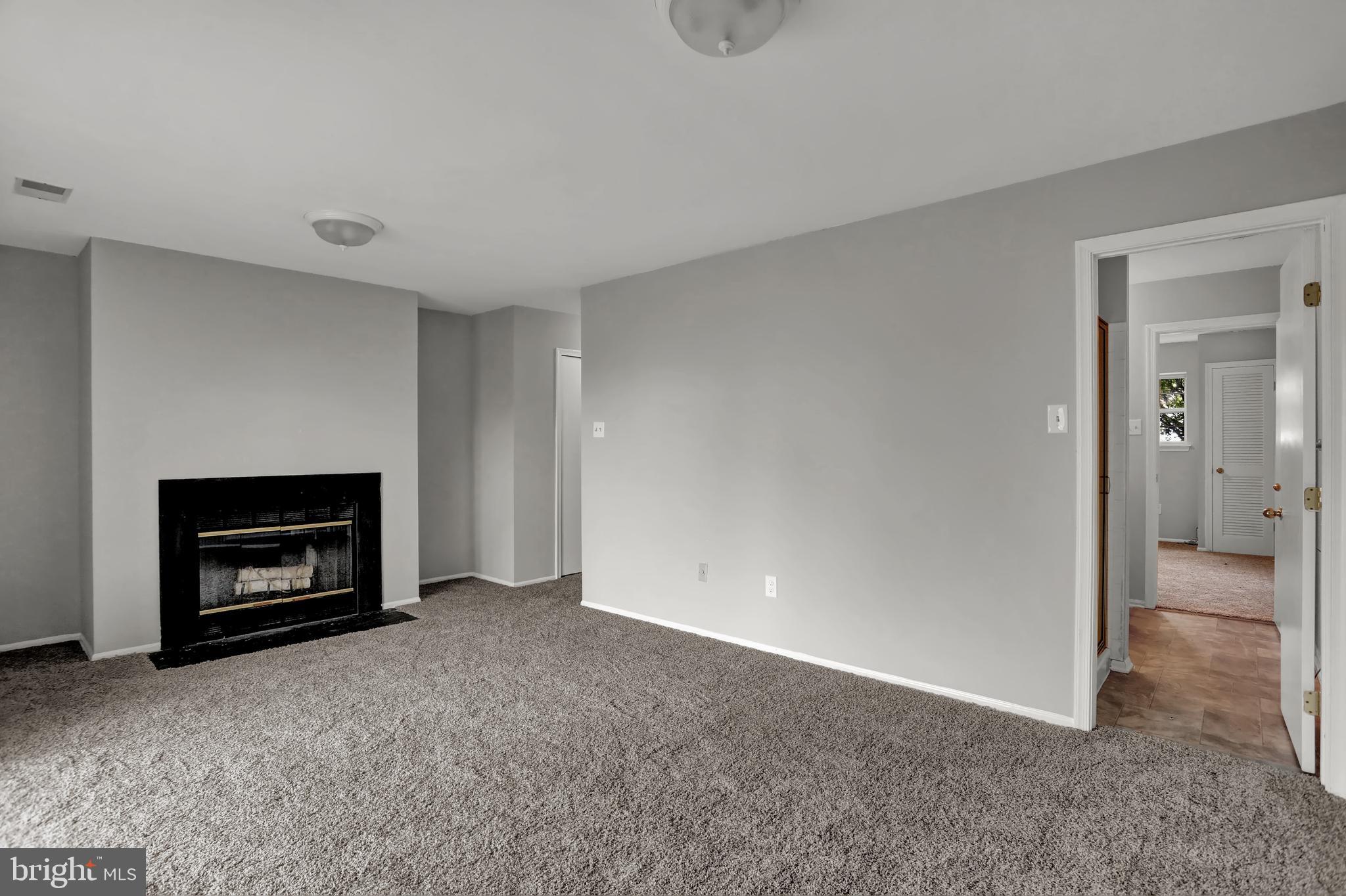 PINEY ORCHARD - Residential