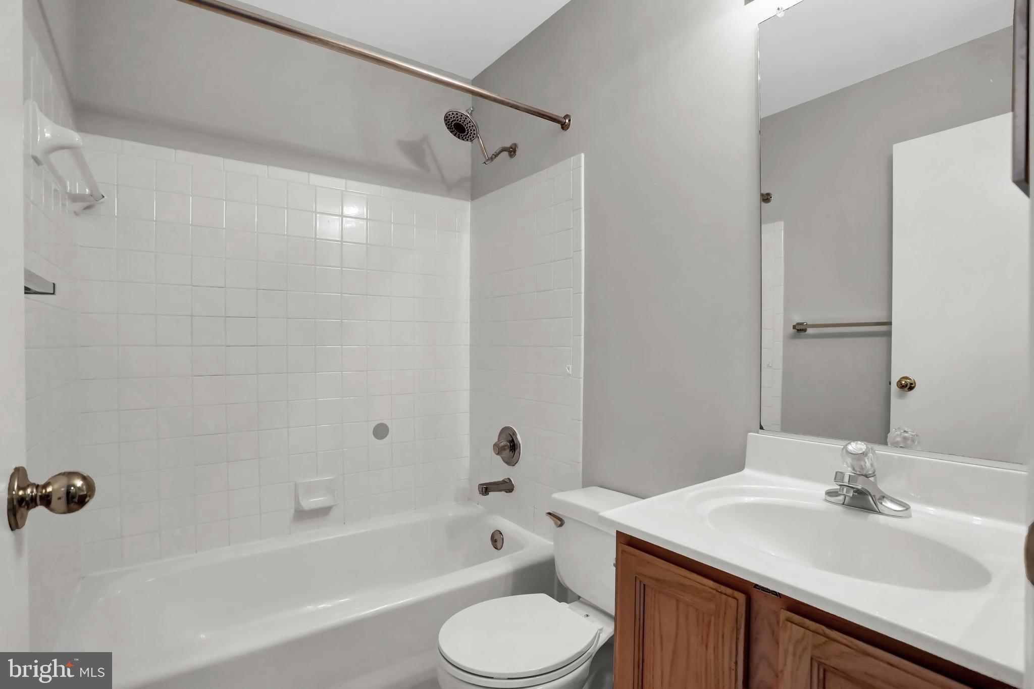 PINEY ORCHARD - Residential